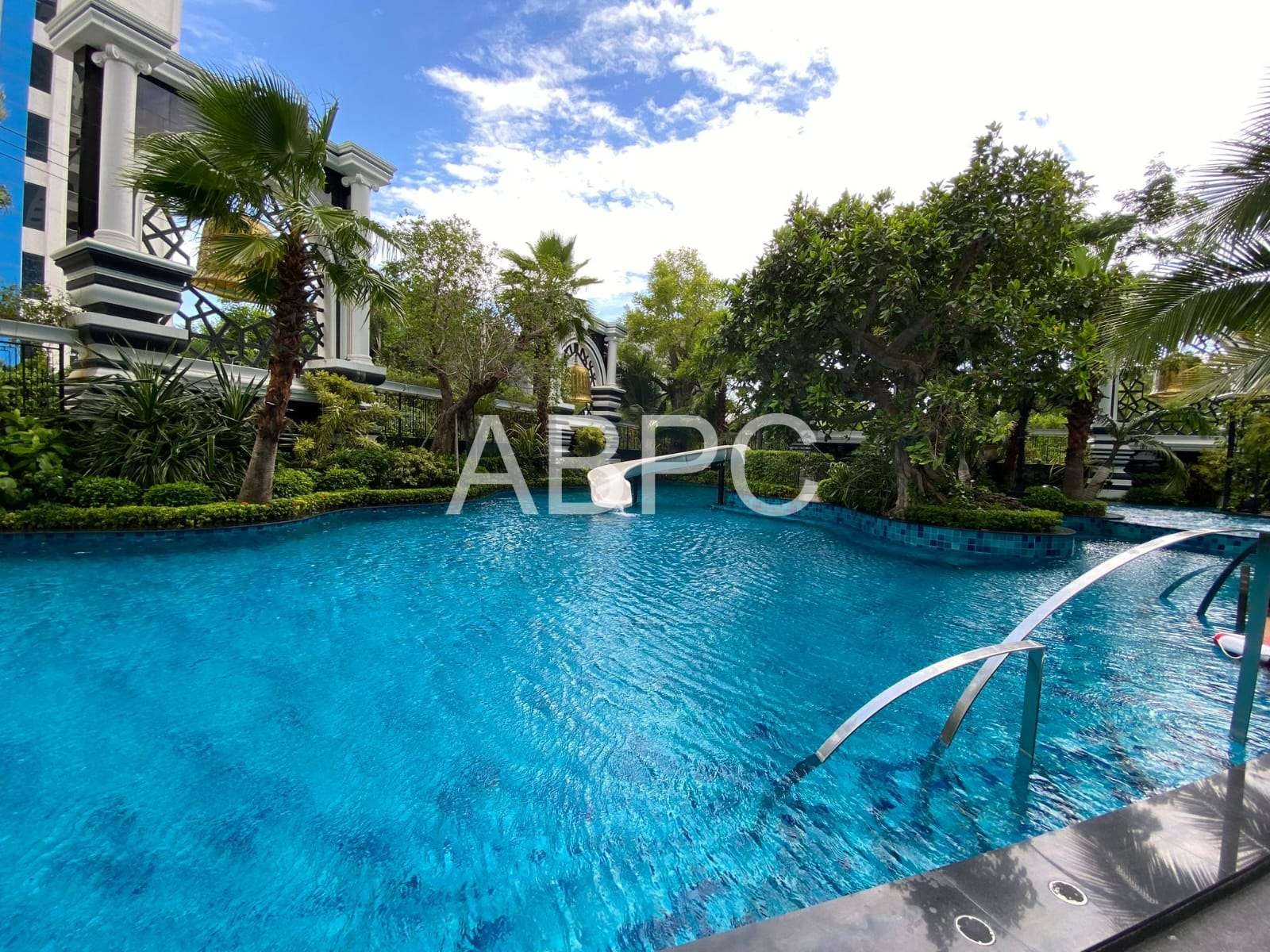 Ocean View with Jacuzzi Condo In Jomtien For Rent photo 4
