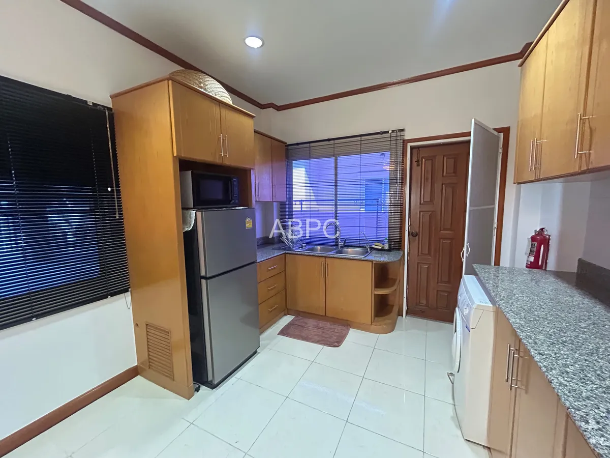 3 Bedrooms 3 Bathrooms in East pattaya photo 6