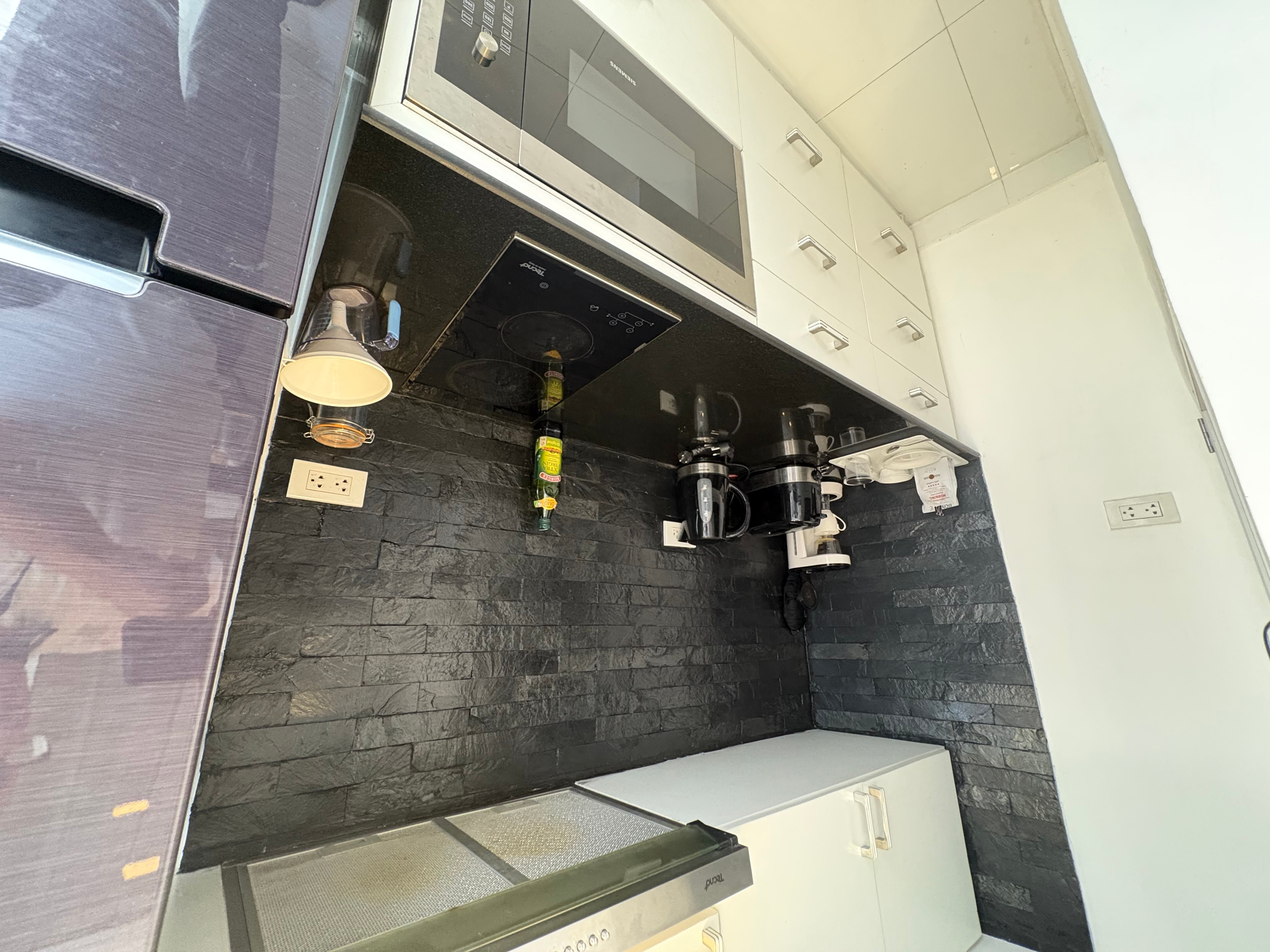 Large 1 Bed - 1 Bath Condo in Central Pattaya photo 18