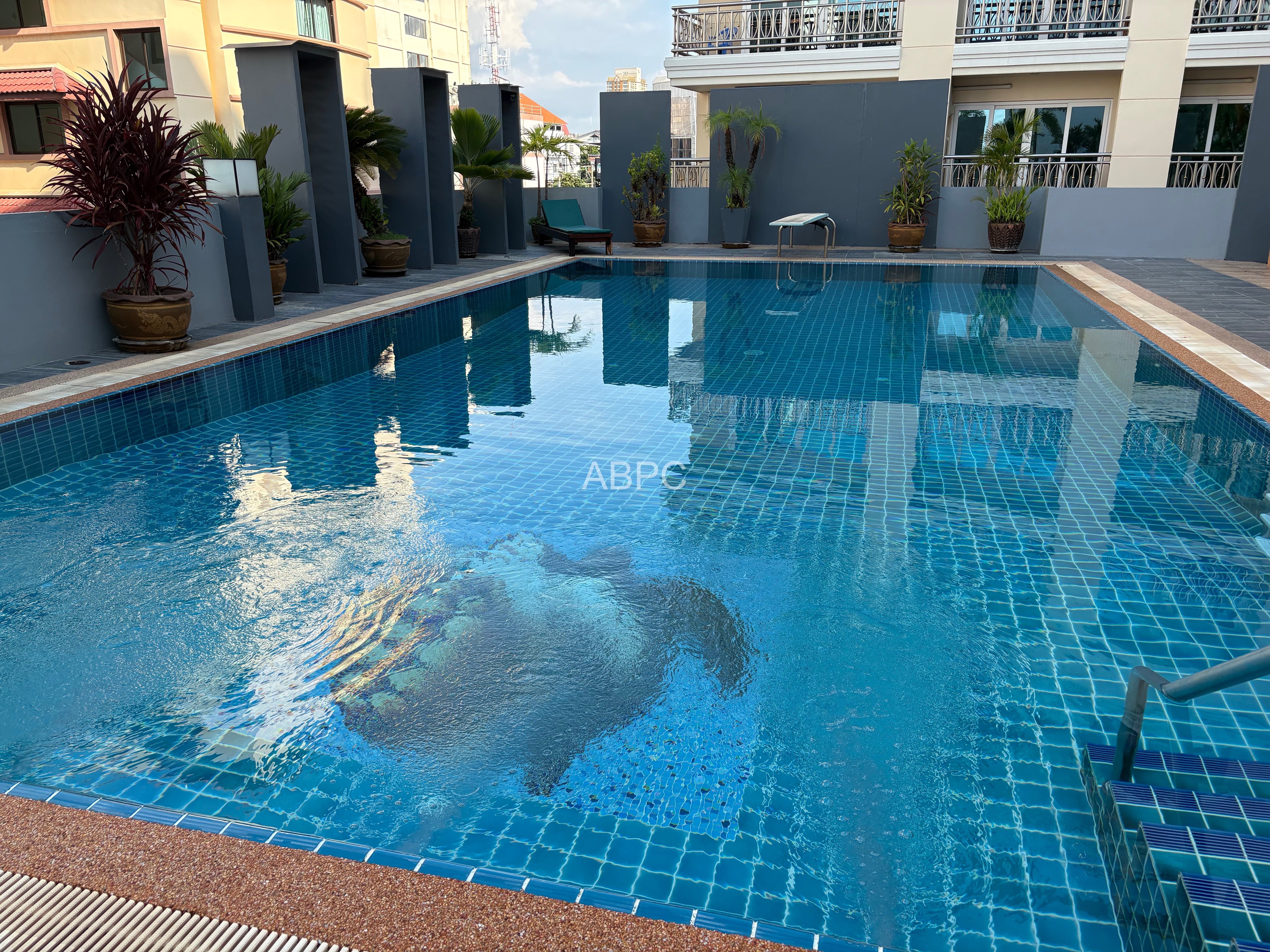 Large 1 Bed - 1 Bath Condo in Central Pattaya photo 11