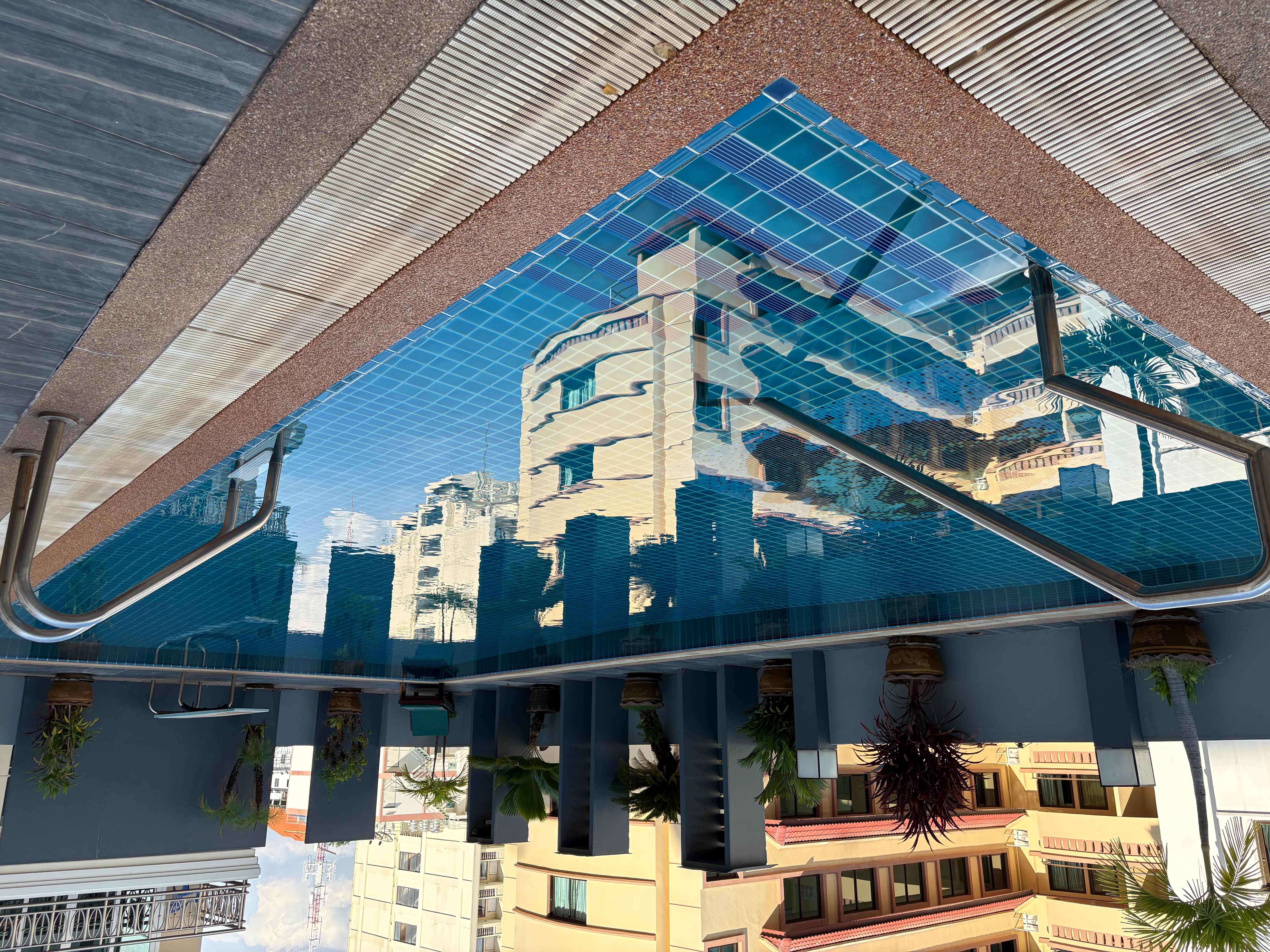 Large 1 Bed - 1 Bath Condo in Central Pattaya photo 20