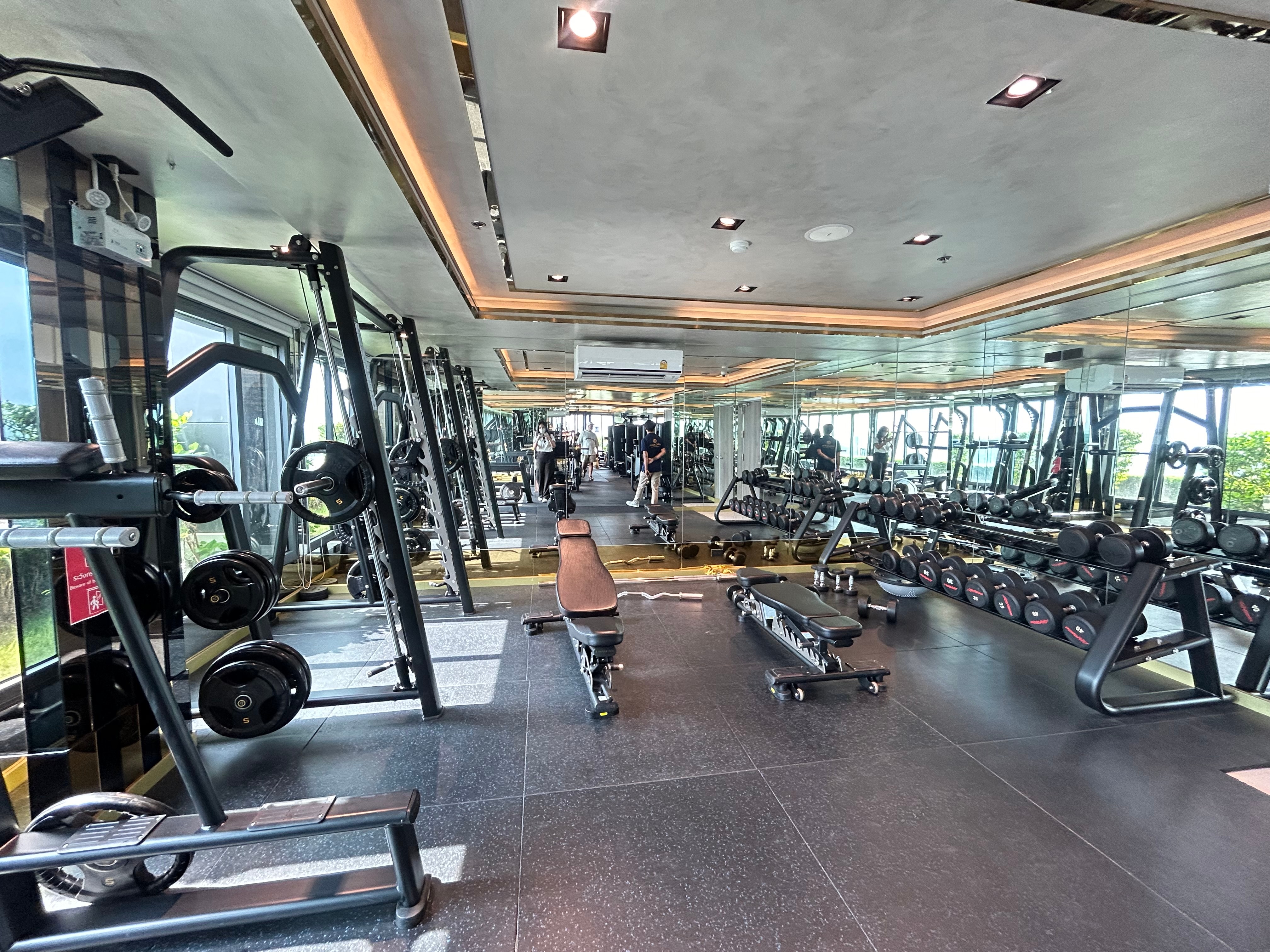 1 Bedroom Condo For Rent in Central Area photo 13