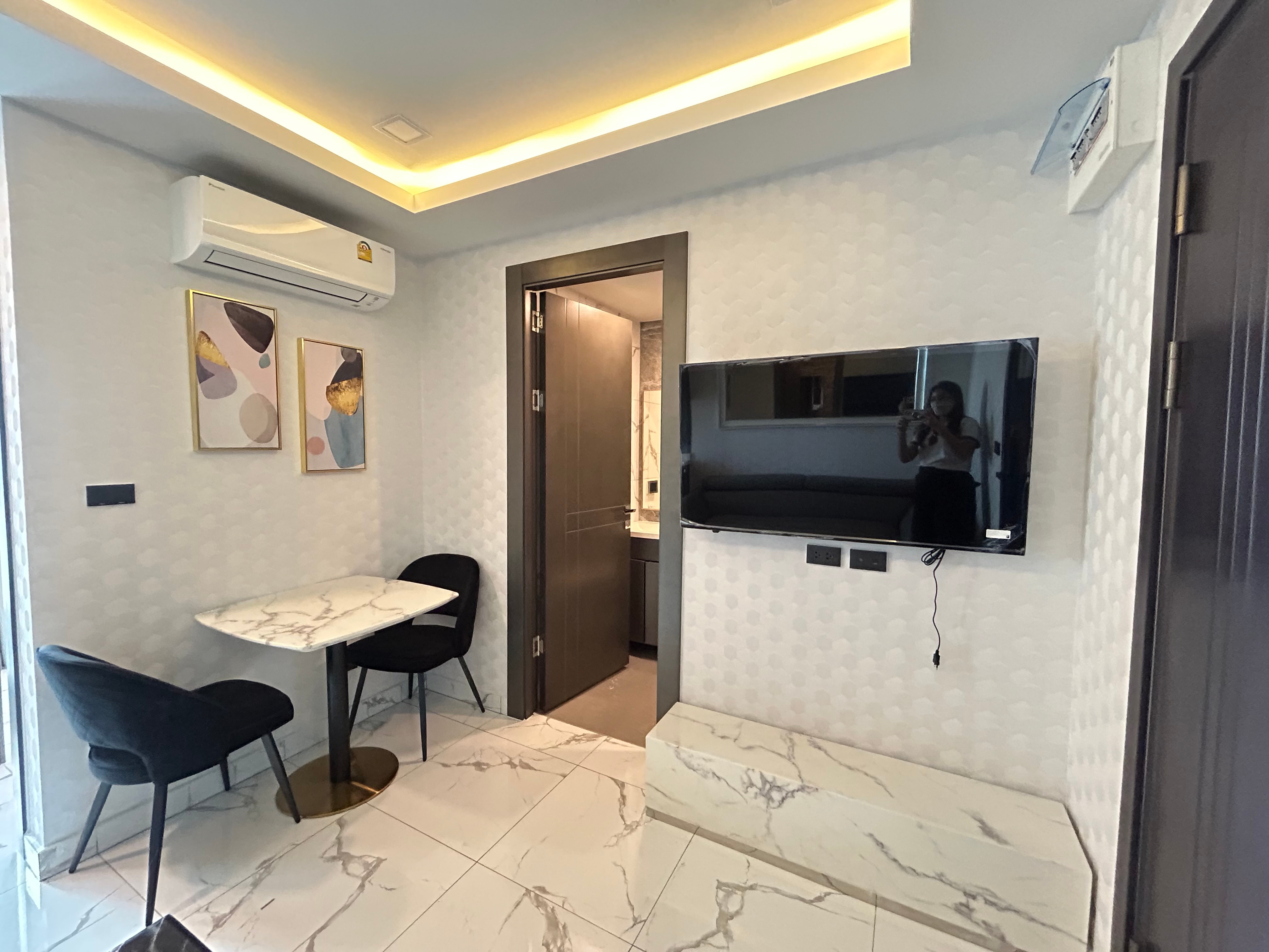 1 Bedroom Condo For Rent in Central Area photo 16