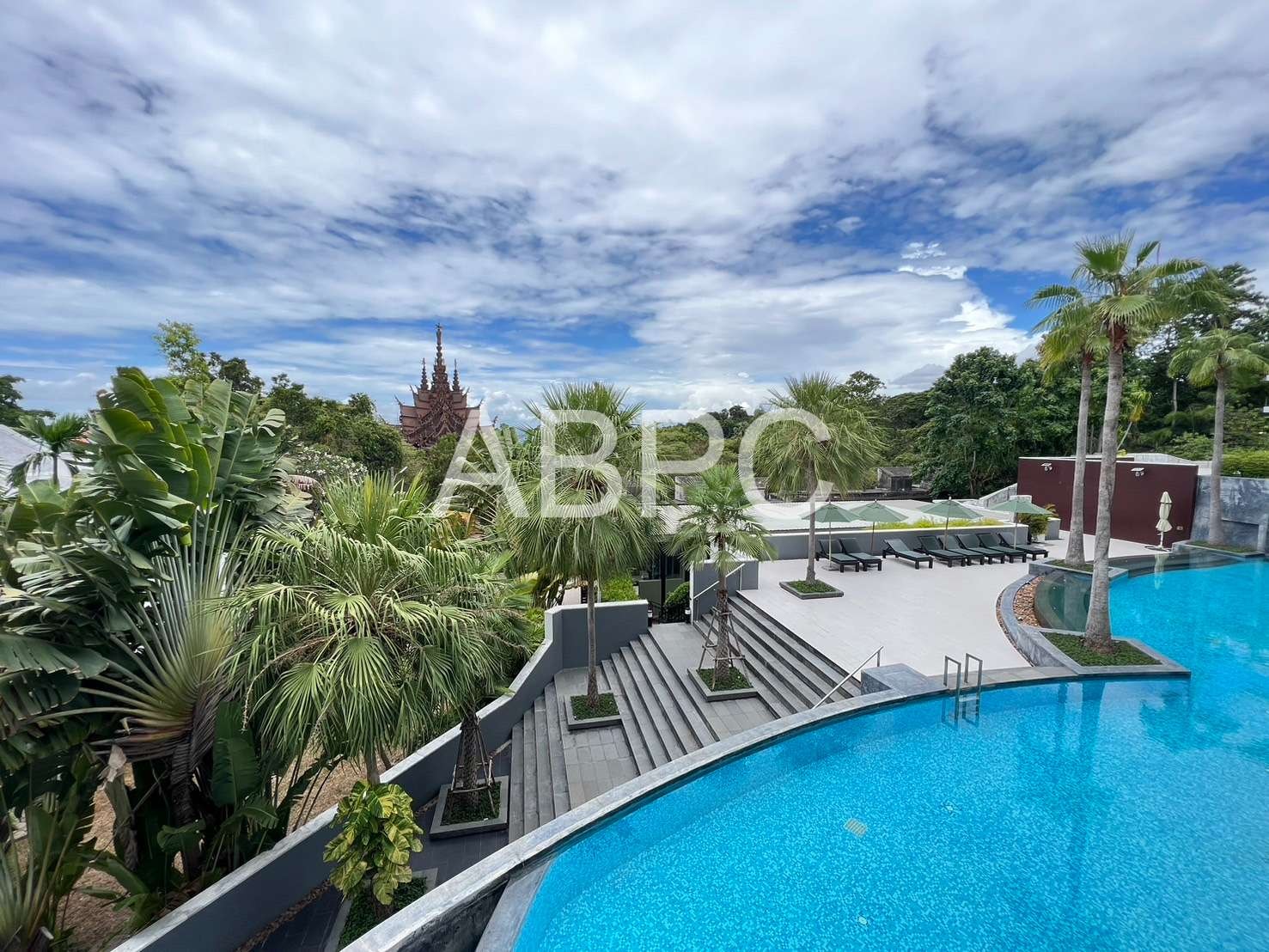 Ocean & Temple View 2 Bed 2 Bath In Wongamat photo 21