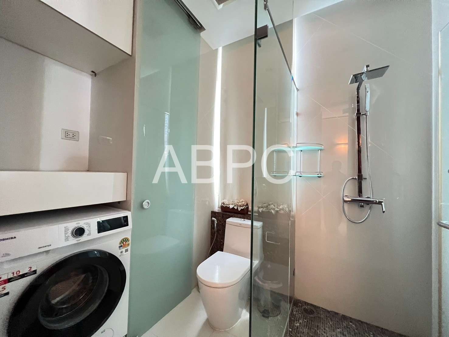Ocean & Temple View 2 Bed 2 Bath In Wongamat photo 16