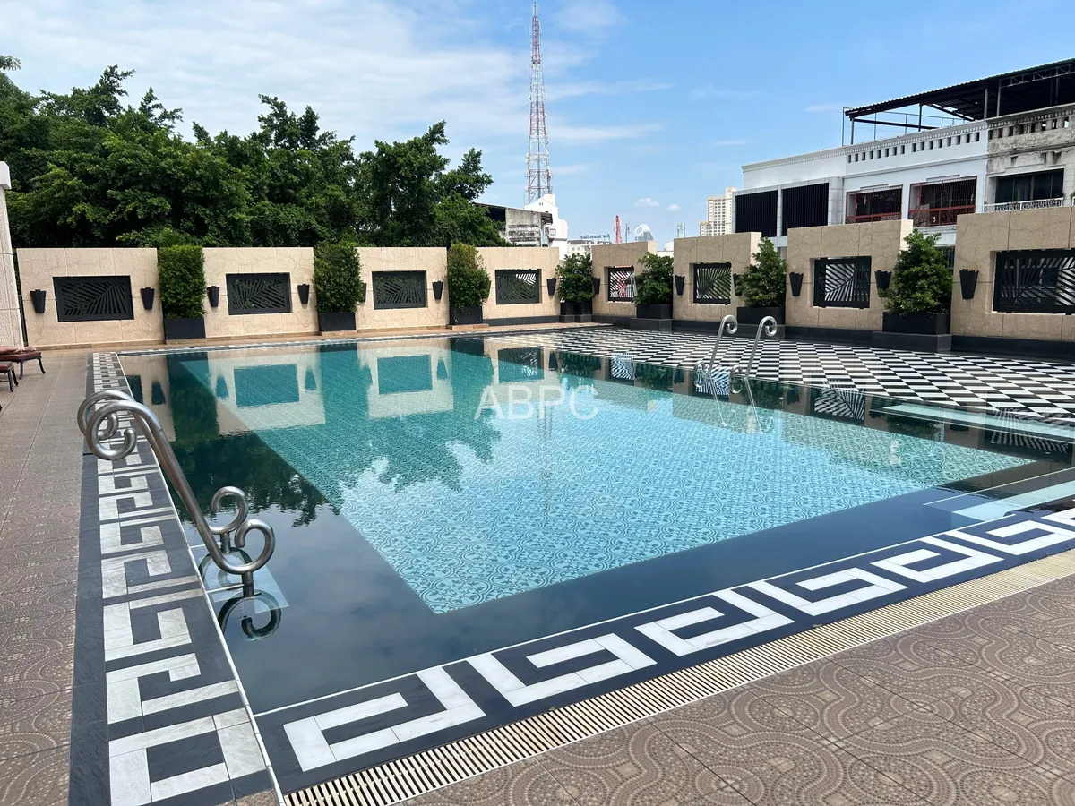 Just In 1 Bedroom Condo In Central Pattaya For Rent