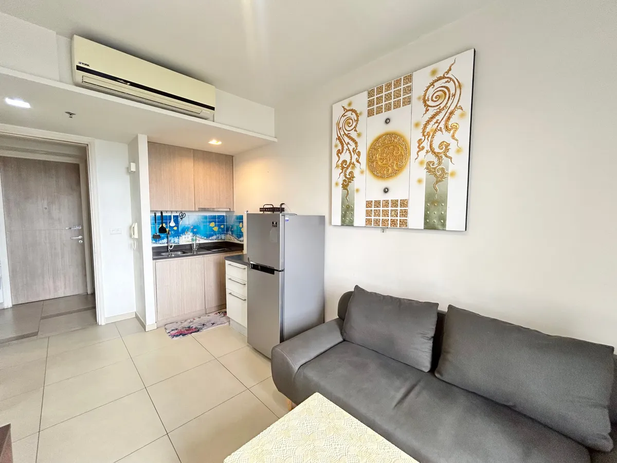 1 Bedroom Condo For Rent photo 11