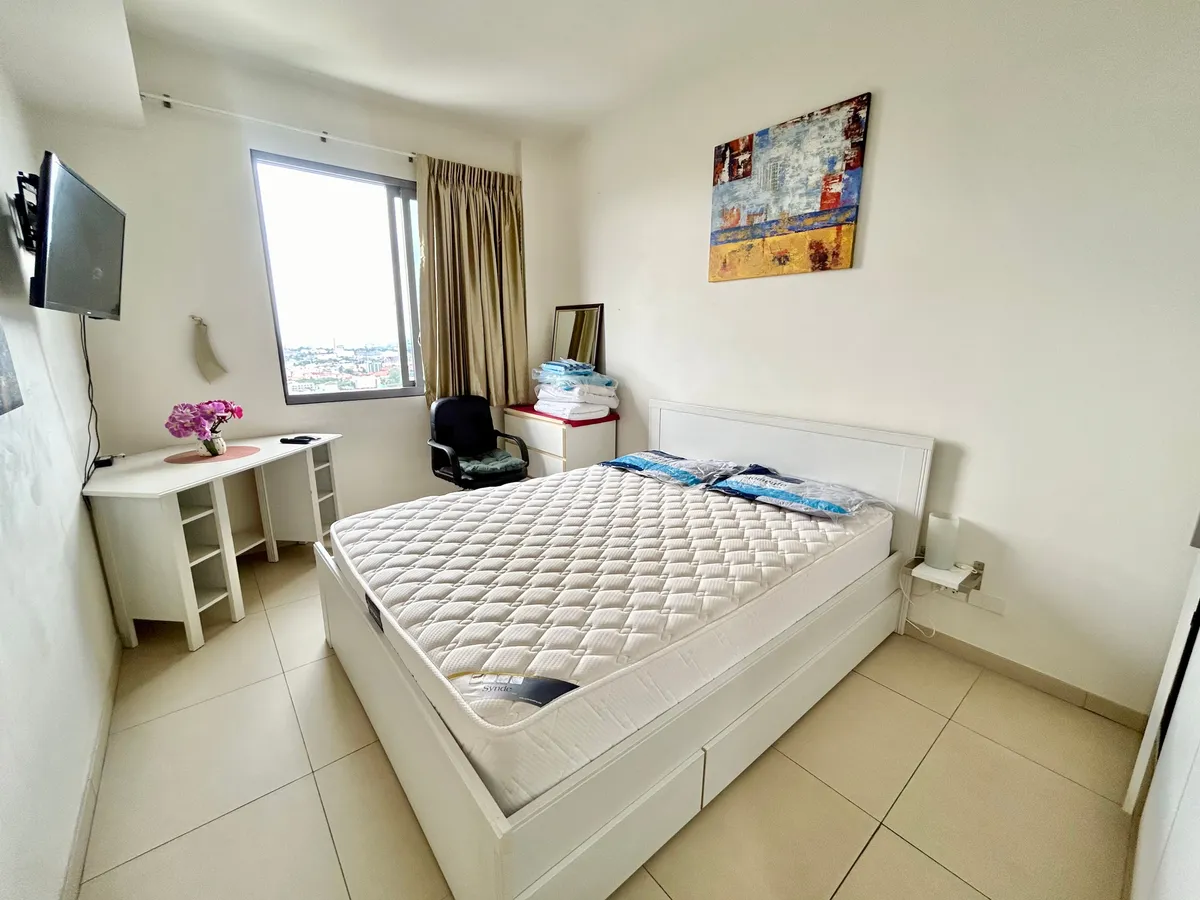 1 Bedroom Condo For Rent photo 17