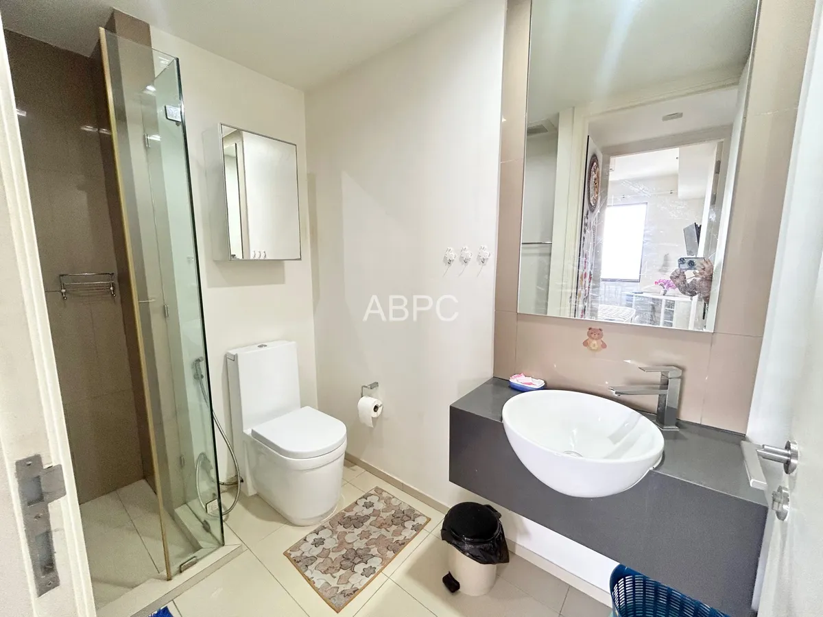1 Bedroom Condo For Rent photo 4
