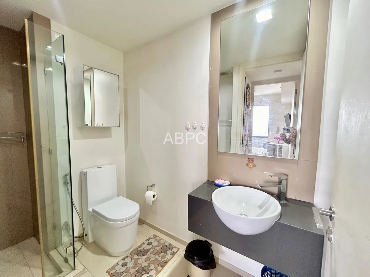 1 Bedroom Condo For Rent photo 7