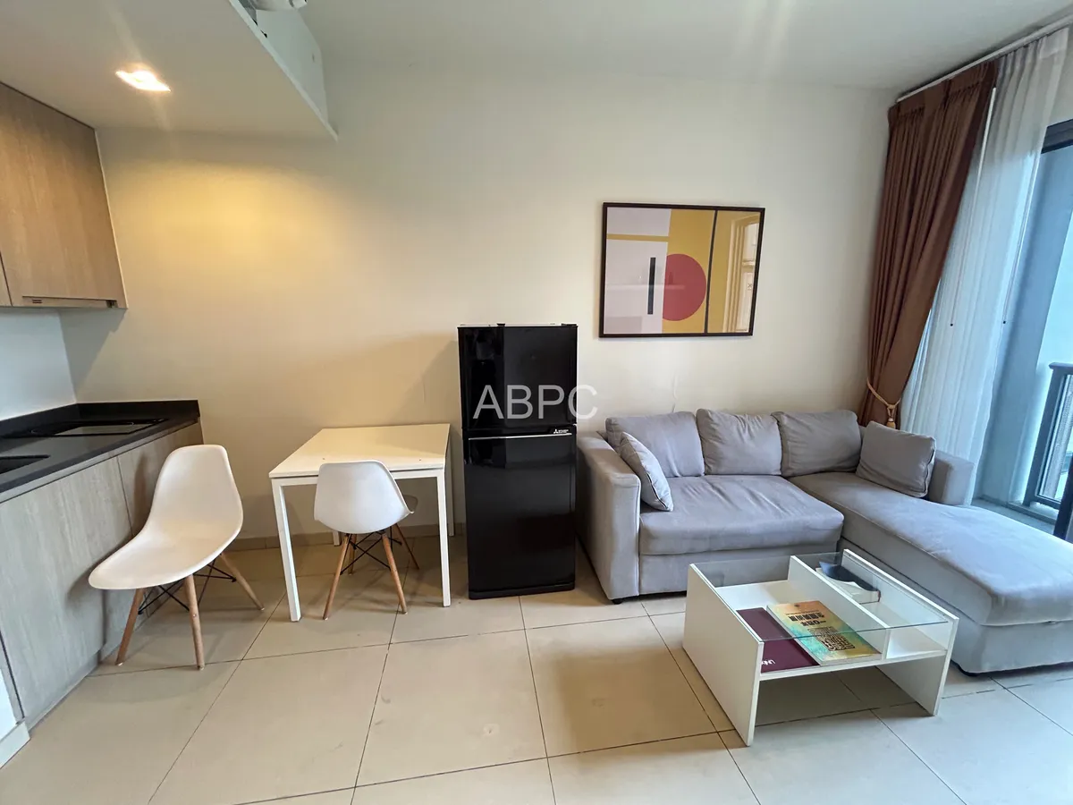 1 Bedroom For Rent photo 3