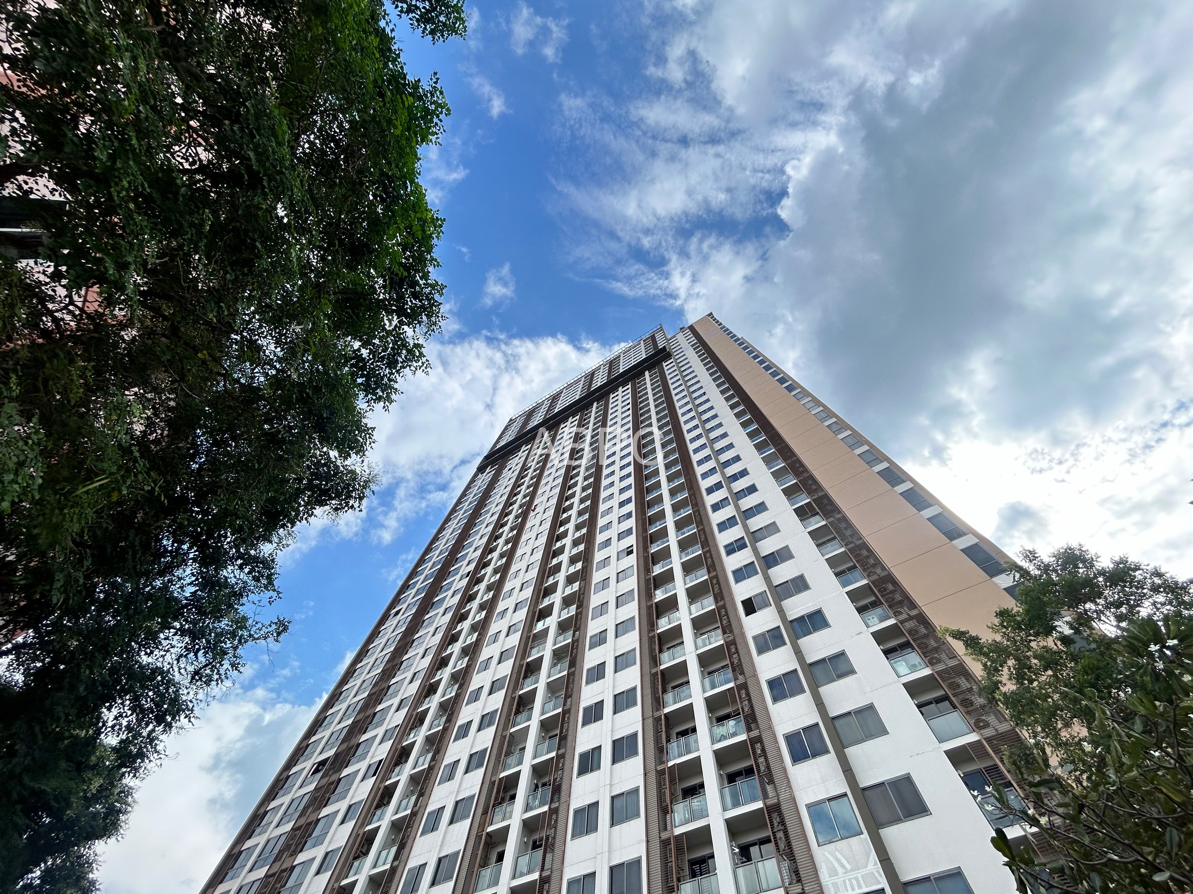 2 Bedroom Condo For Sale in South Pattaya