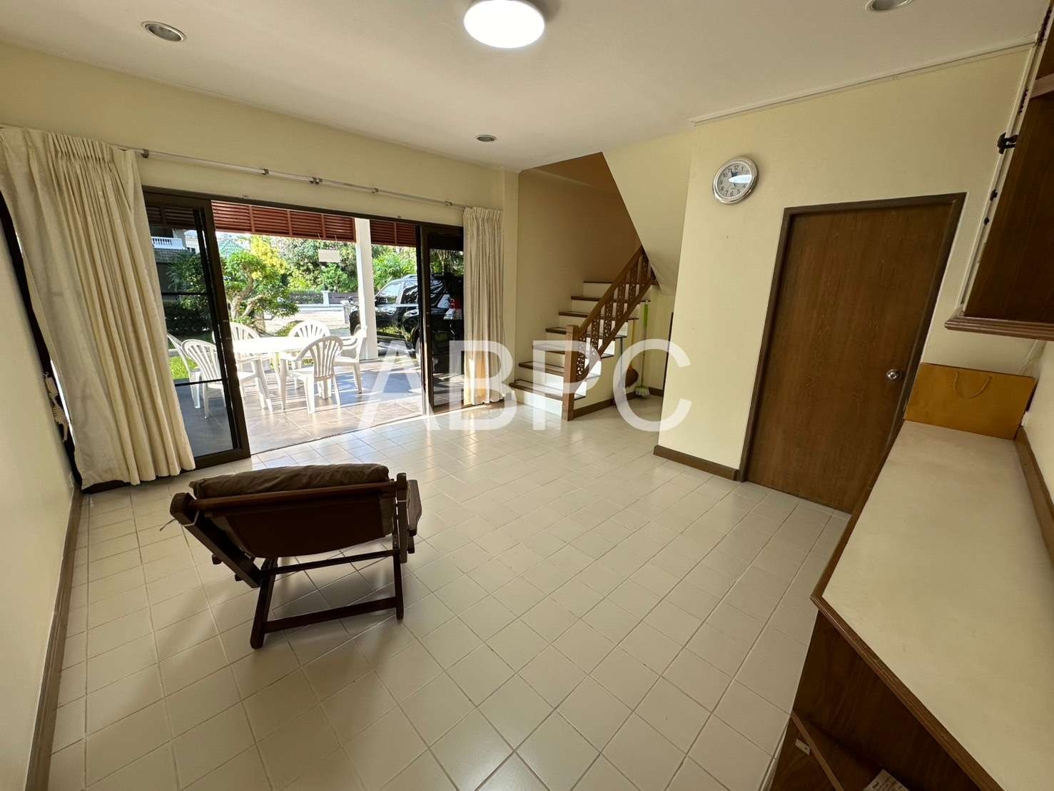 4 Bedrooms 5 Bathroom in Na jomtion photo 4