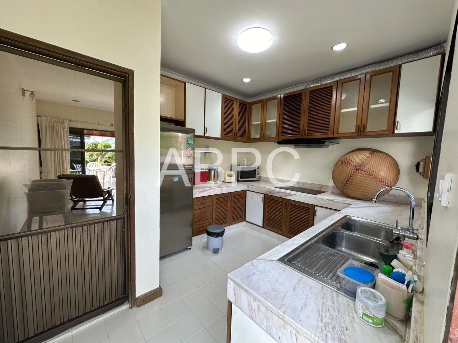 4 Bedrooms 5 Bathroom in Na jomtion photo 5