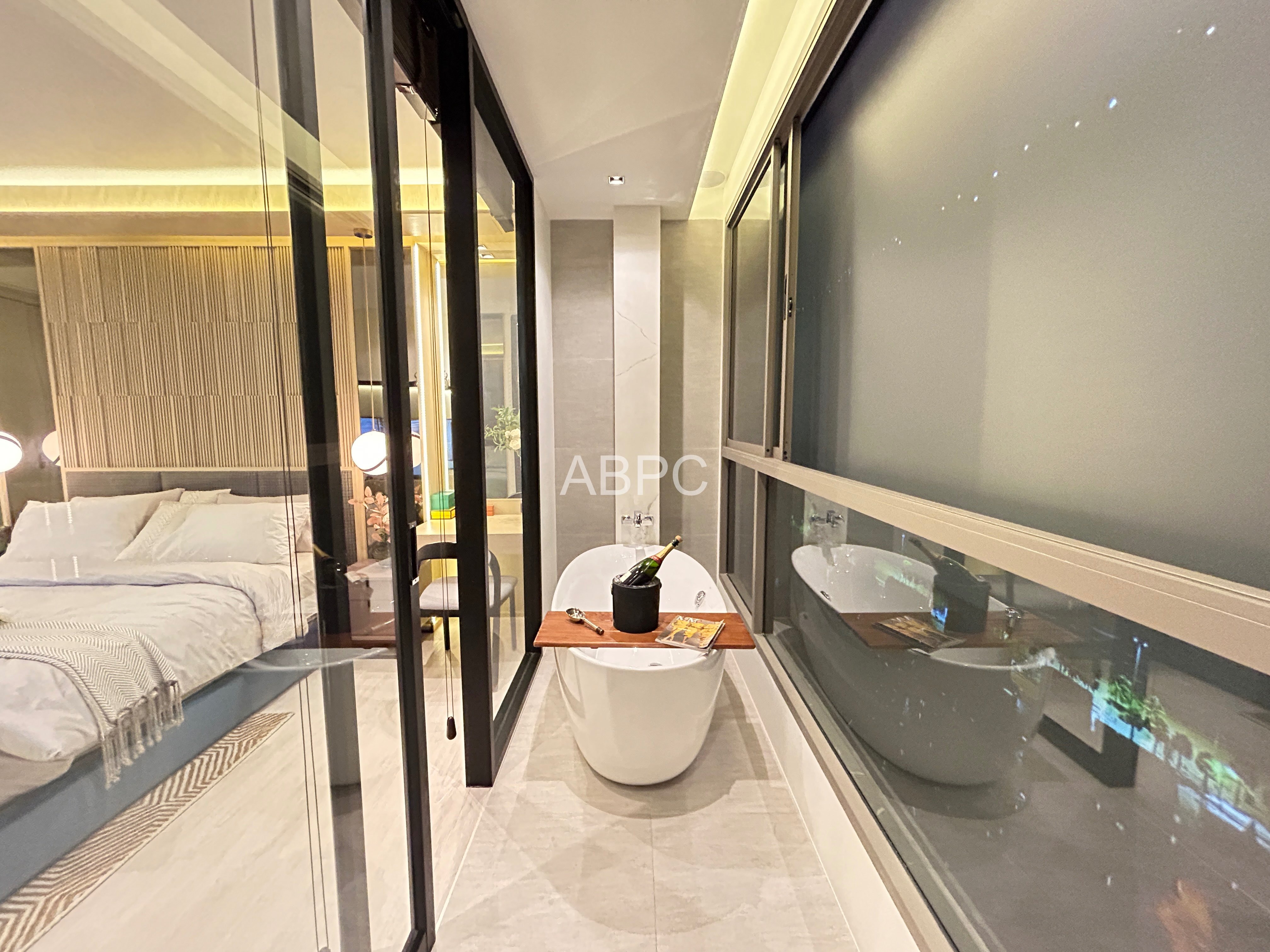 Ocean View 1 Bedroom Condo In Jomtien For Sale photo 4
