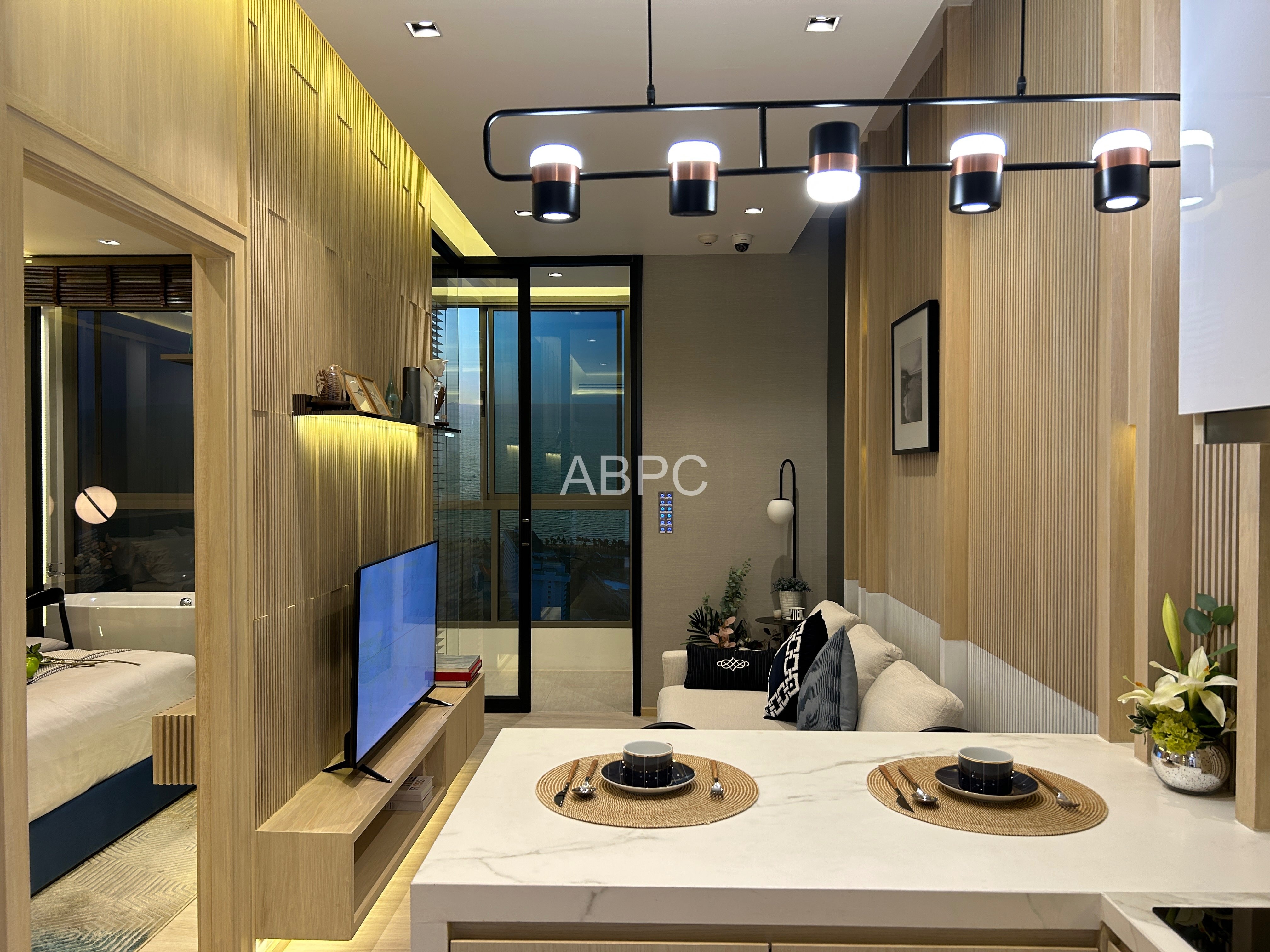 Ocean View 1 Bedroom Condo In Jomtien For Sale photo 5