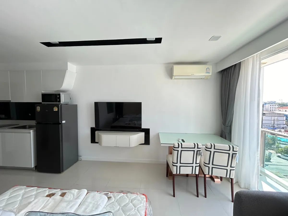 Studio in Central Pattaya photo 14