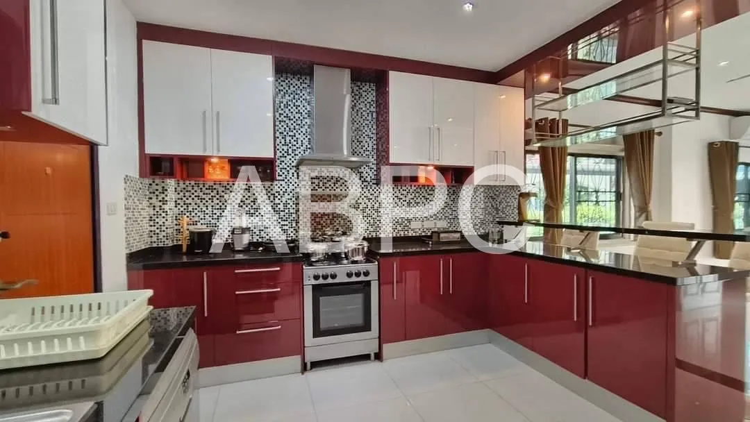 Just In 4 Bedroom House For Rent photo 10