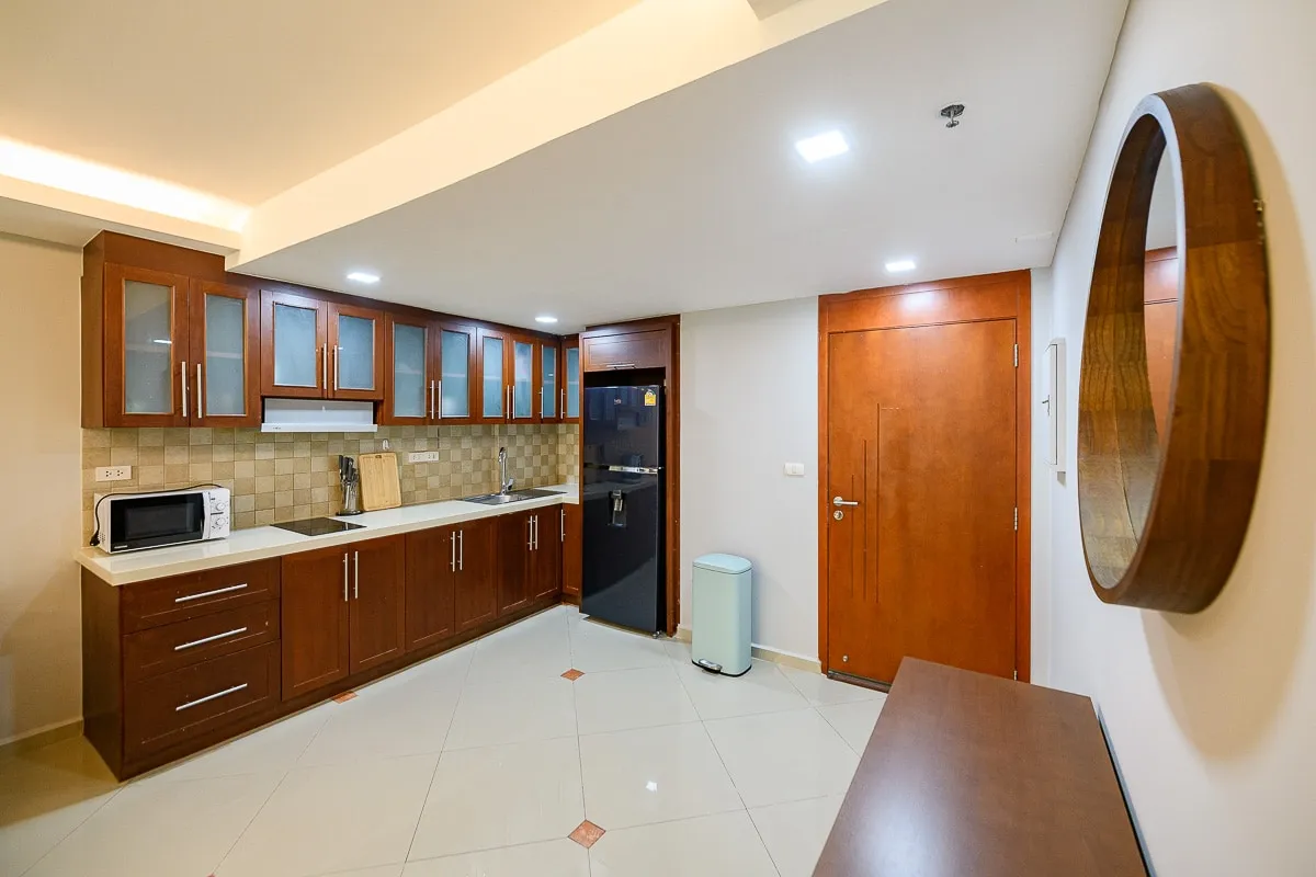 2 Bedrooms 1 Bathroom in Central Pattaya photo 17