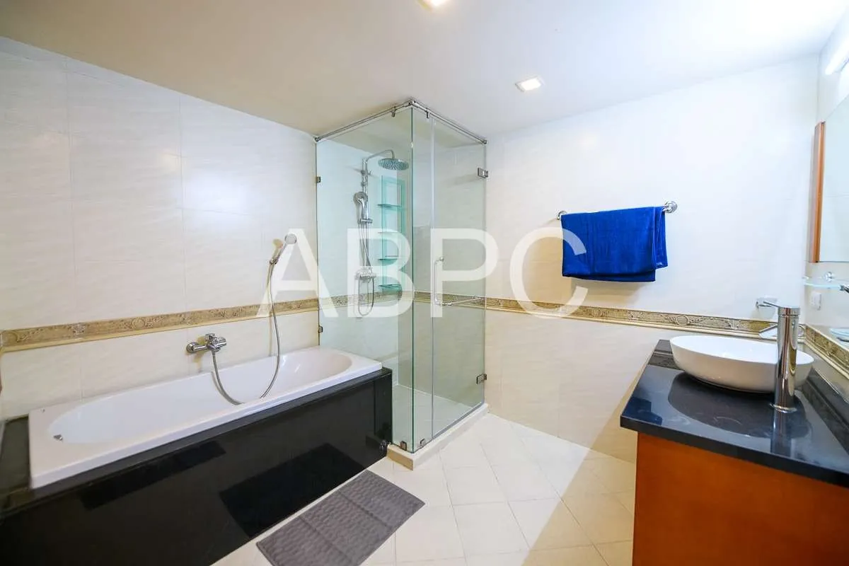 2 Bedrooms 1 Bathroom in Central Pattaya photo 9
