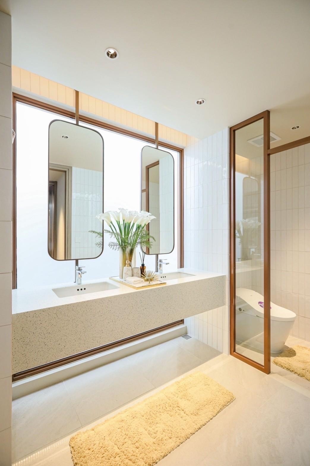 2 bedroom condo for sale in Arom Jomtien photo 14