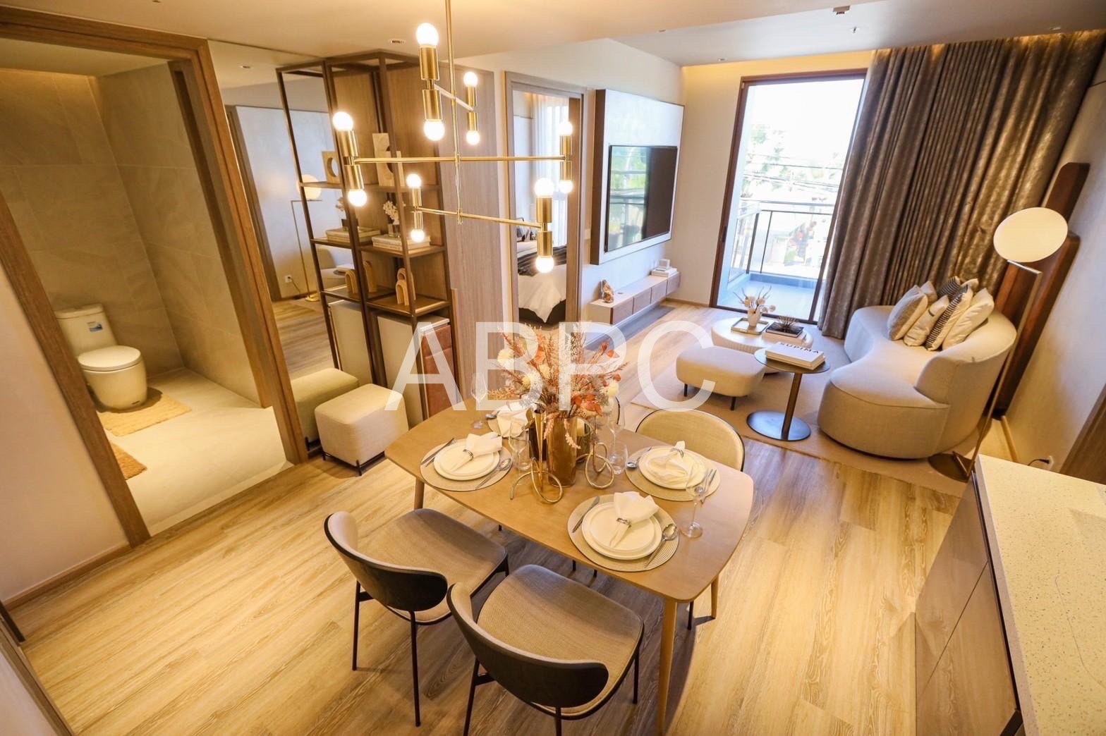 2 bedroom condo in Arom Jomtien for sale photo 5
