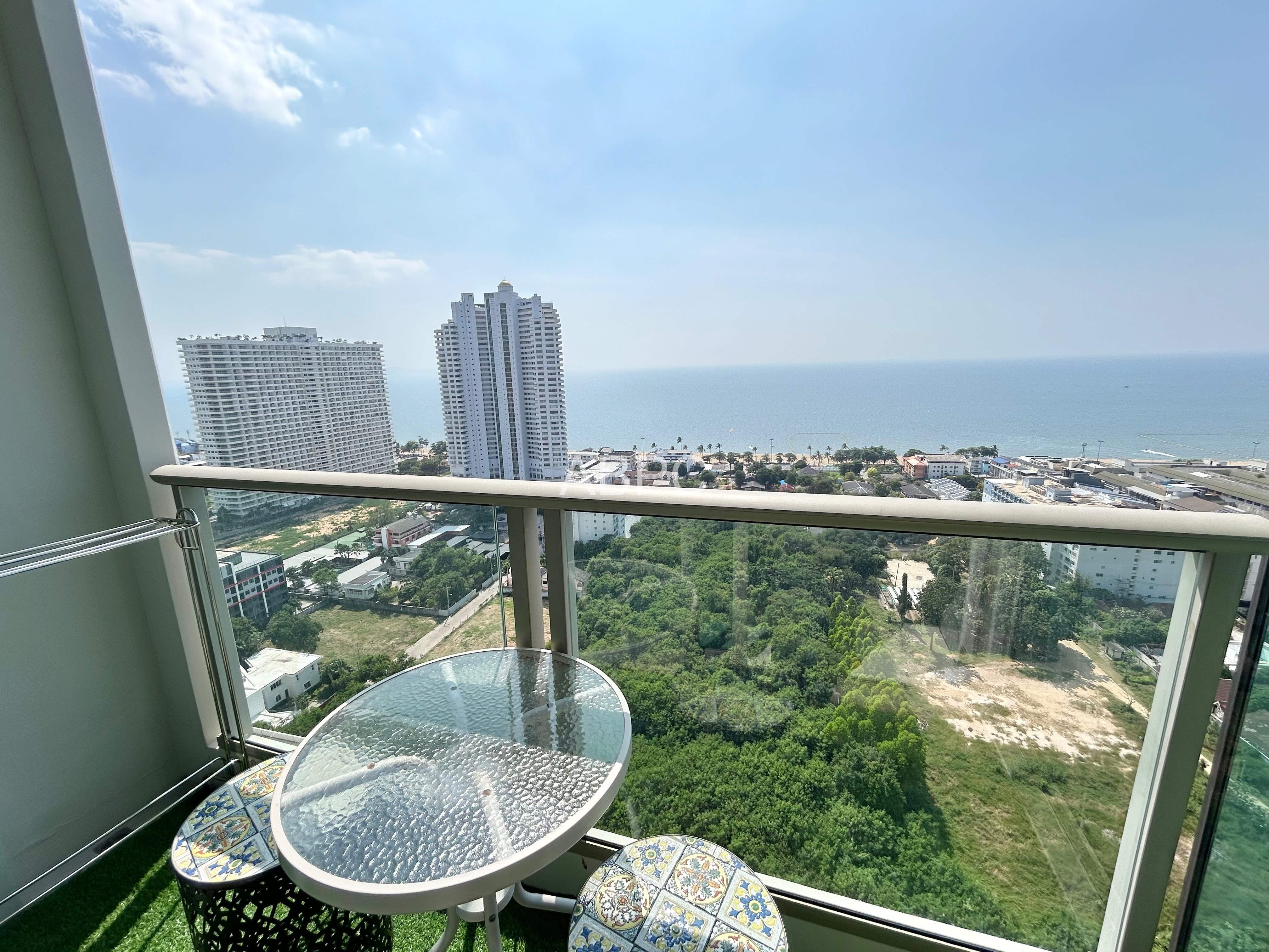 Ocean View 1 Bedroom Condo In Jomtien for Rent