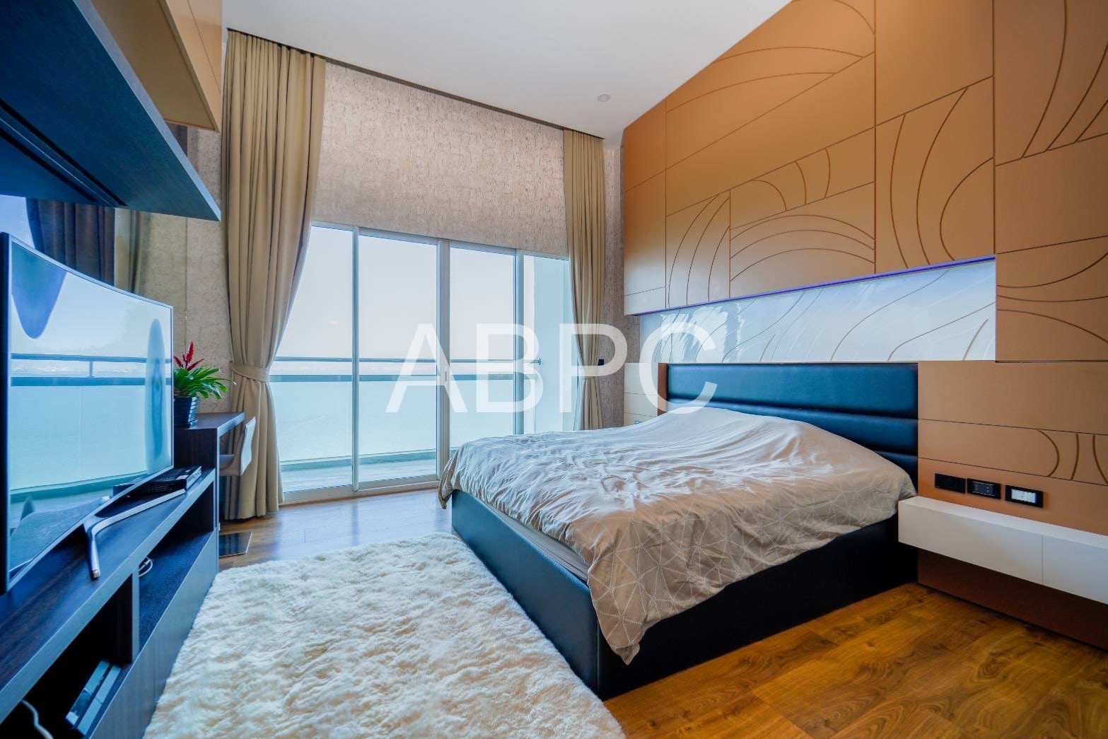 Penthouse For Sale in Wongamat photo 8