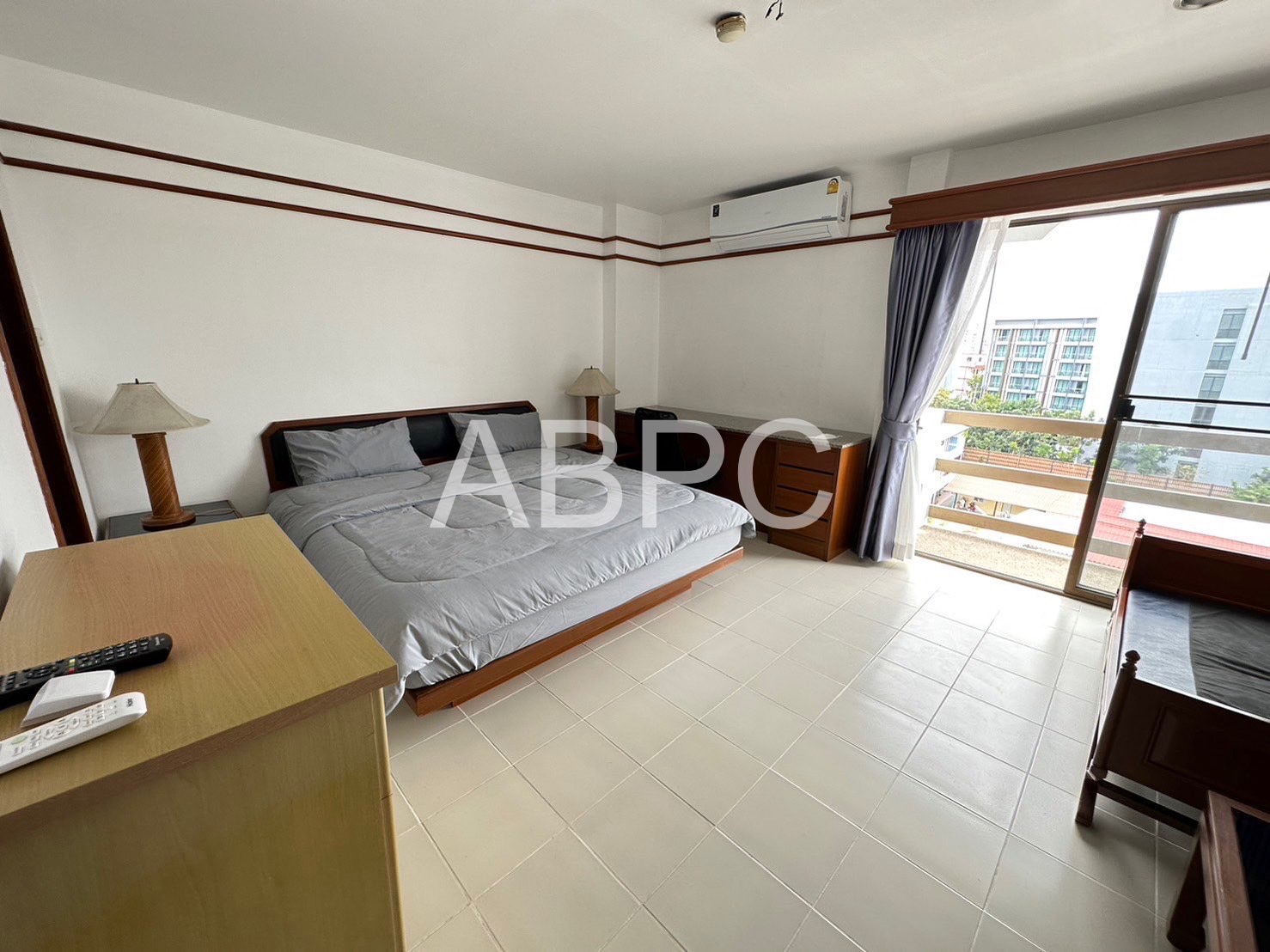 Pool View Studio Condo In Central Pattaya photo 14