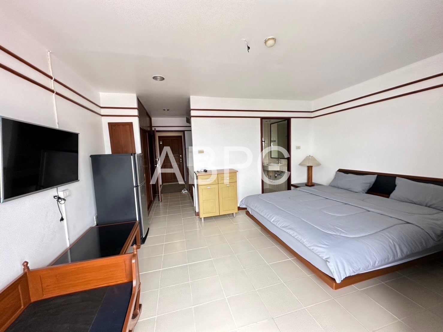 Pool View Studio Condo In Central Pattaya photo 4