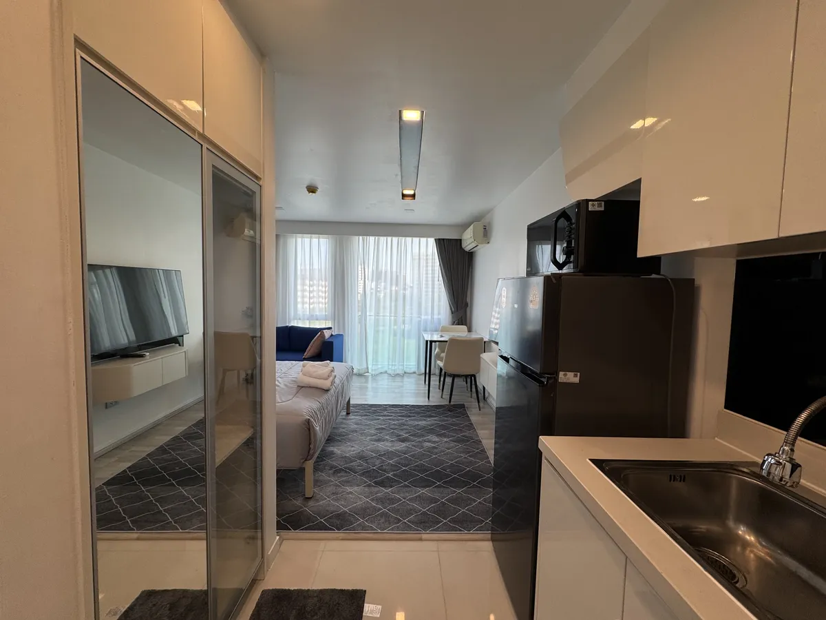 Studio 1 Bathroom in Central Pattaya photo 14