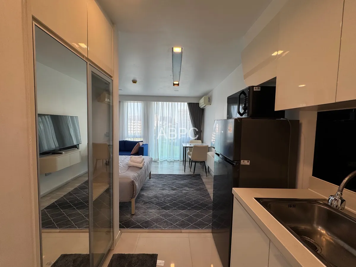 Studio 1 Bathroom in Central Pattaya photo 6