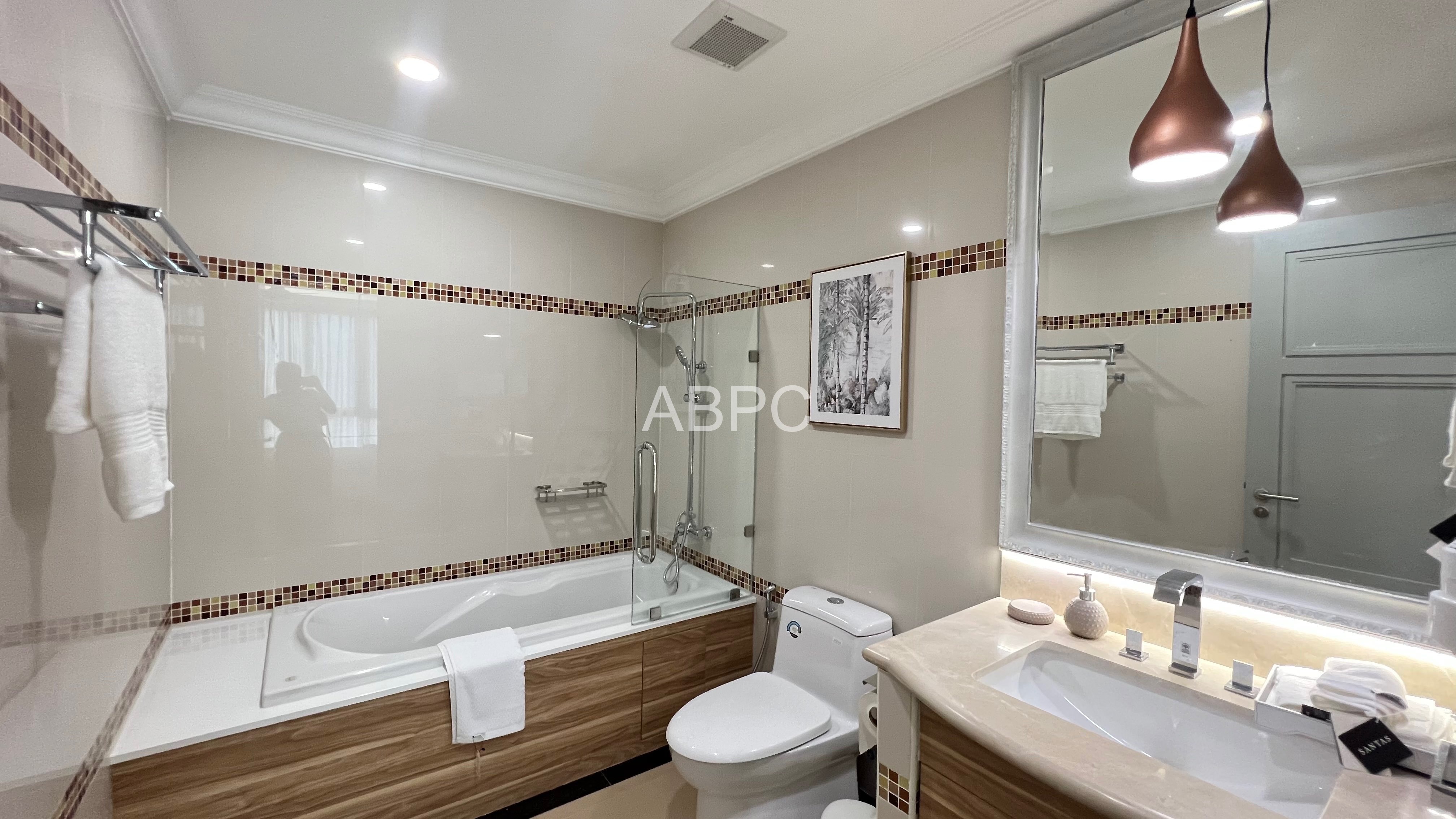 Luxury Duplex Penthouse 3 Bedrooms 4 bathrooms in Central Pattaya photo 11