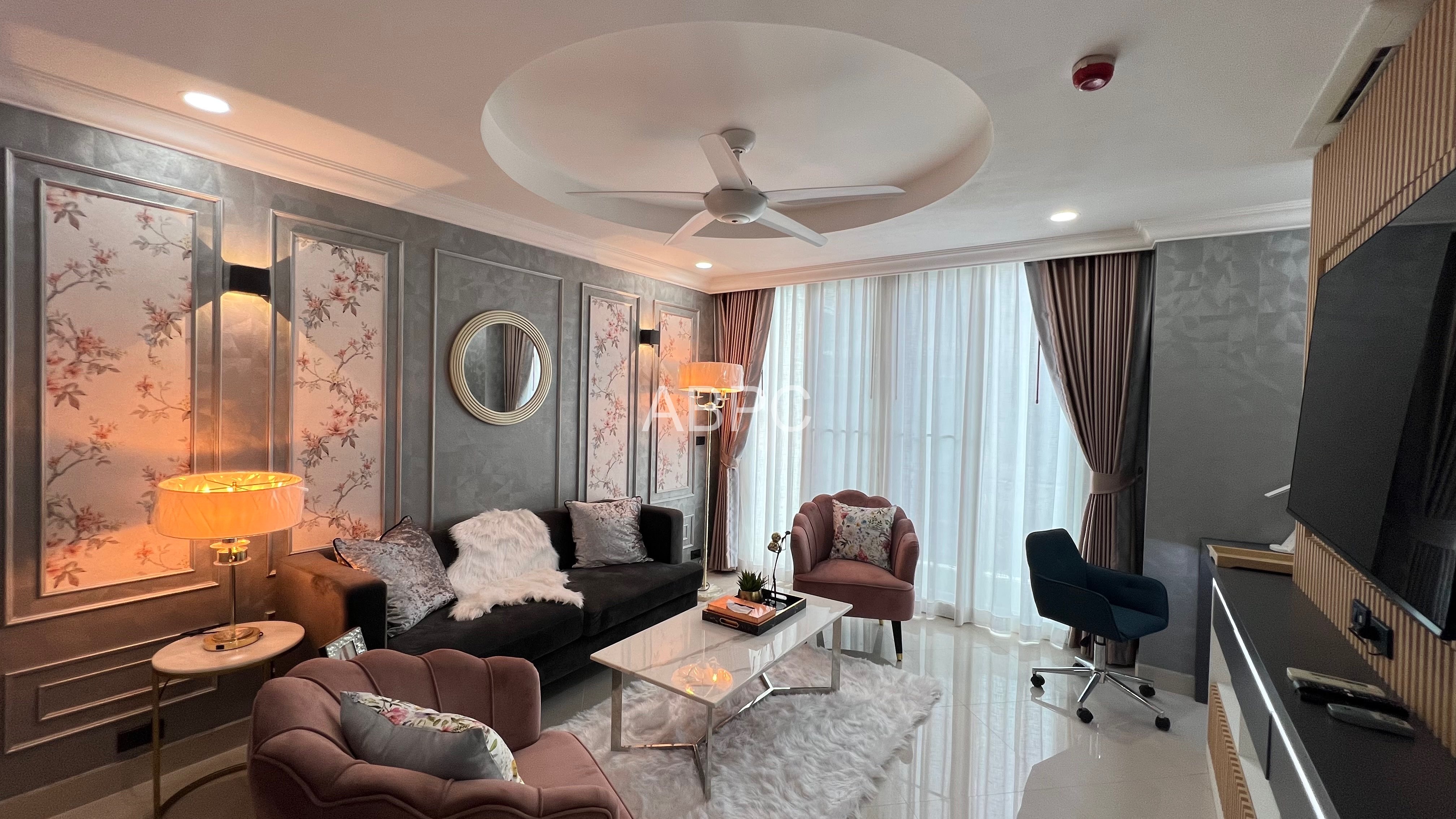 Luxury Duplex Penthouse 3 Bedrooms 4 bathrooms in Central Pattaya photo 8