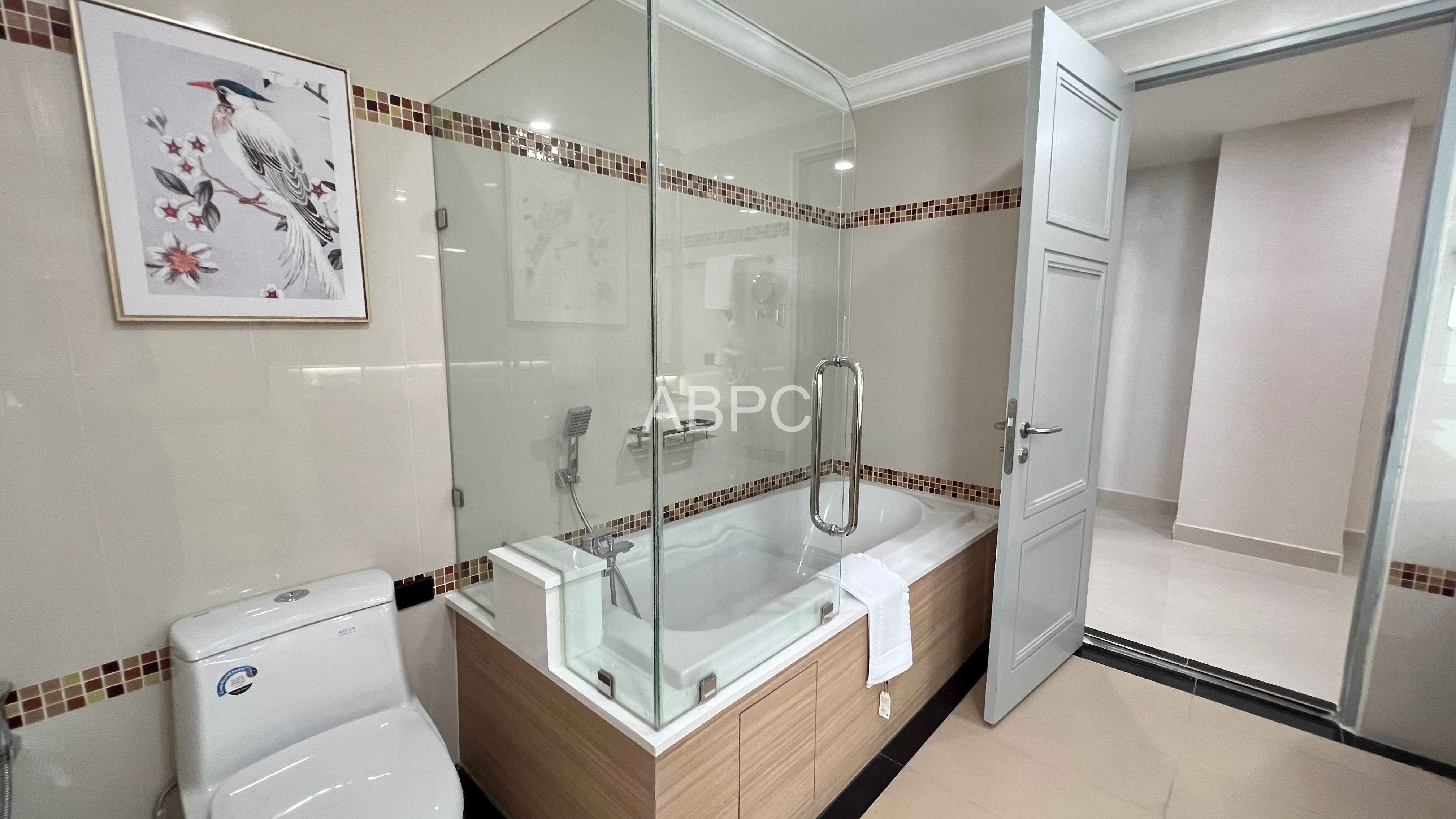 Luxury Duplex Penthouse 3 Bedrooms 4 bathrooms in Central Pattaya photo 13