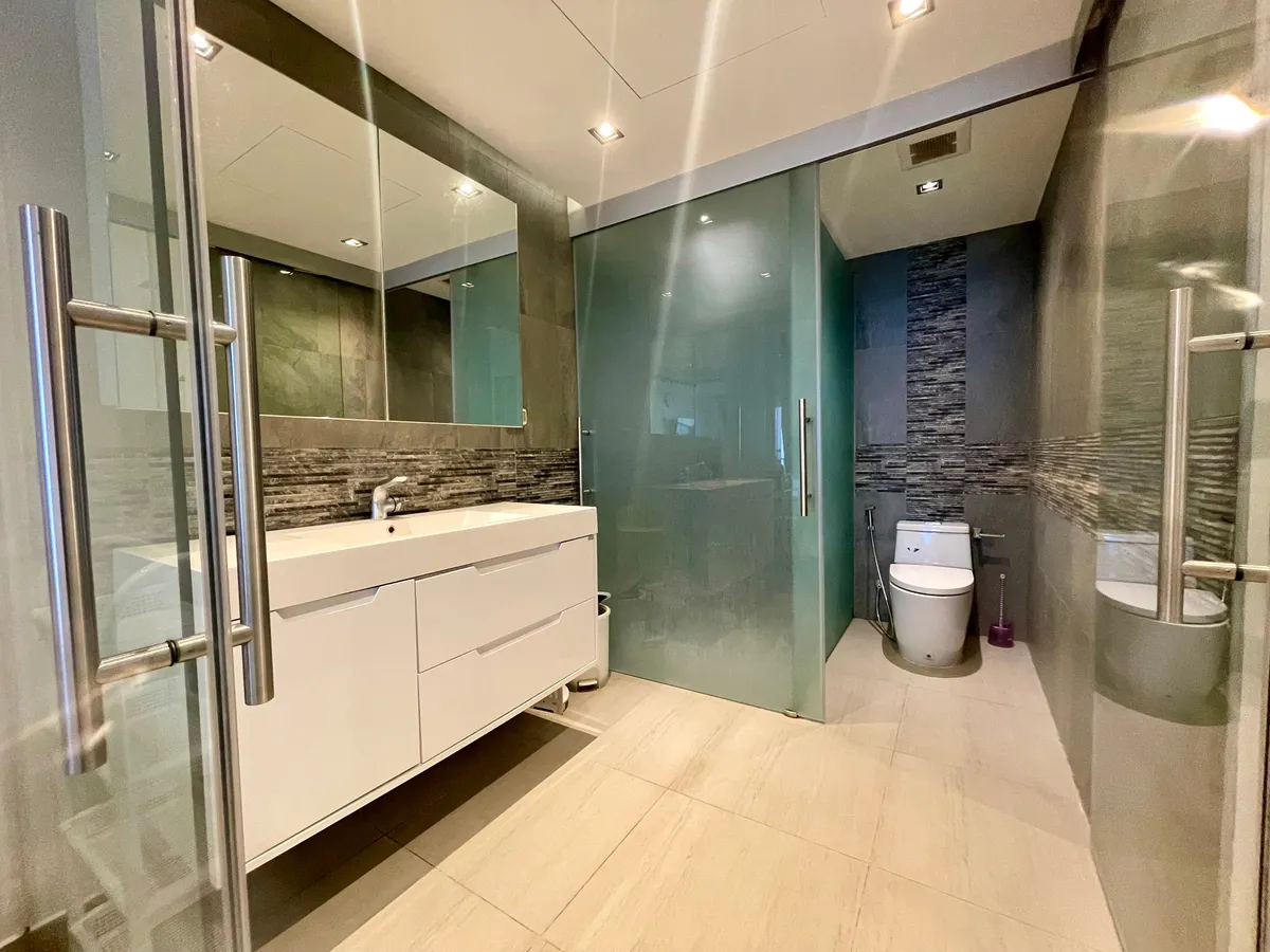 1 Bedroom in Sands Condominium photo 14