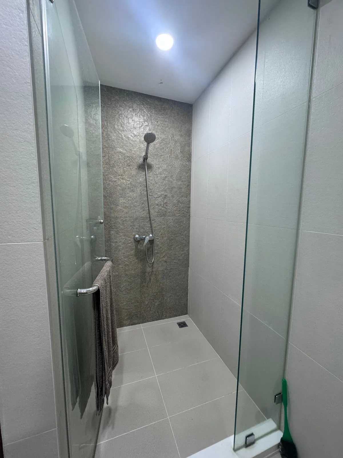 1 Bedroom condo in The Axis for rent photo 20