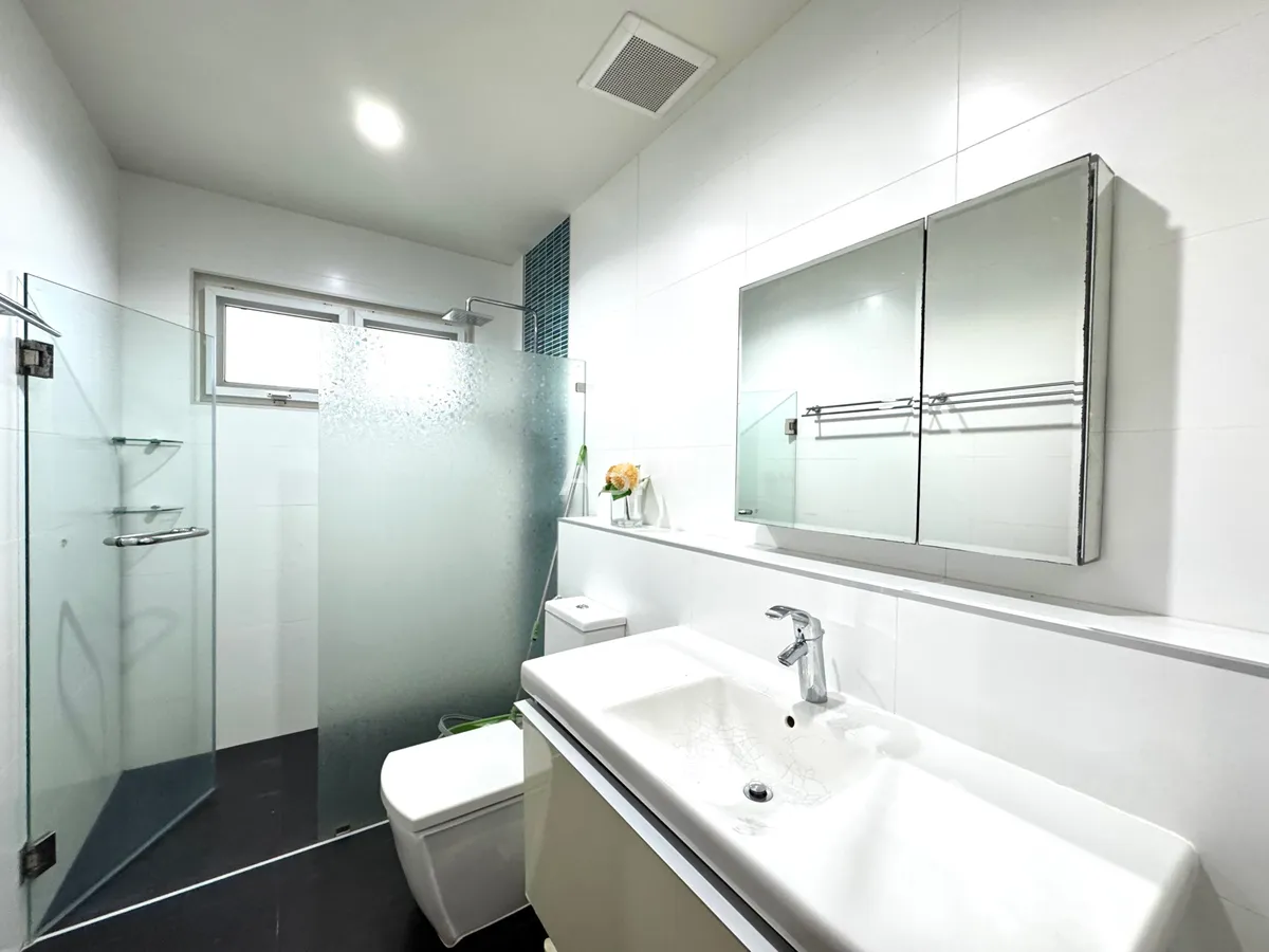 3 Bedroom 2 Bathroom in East Pattaya photo 11