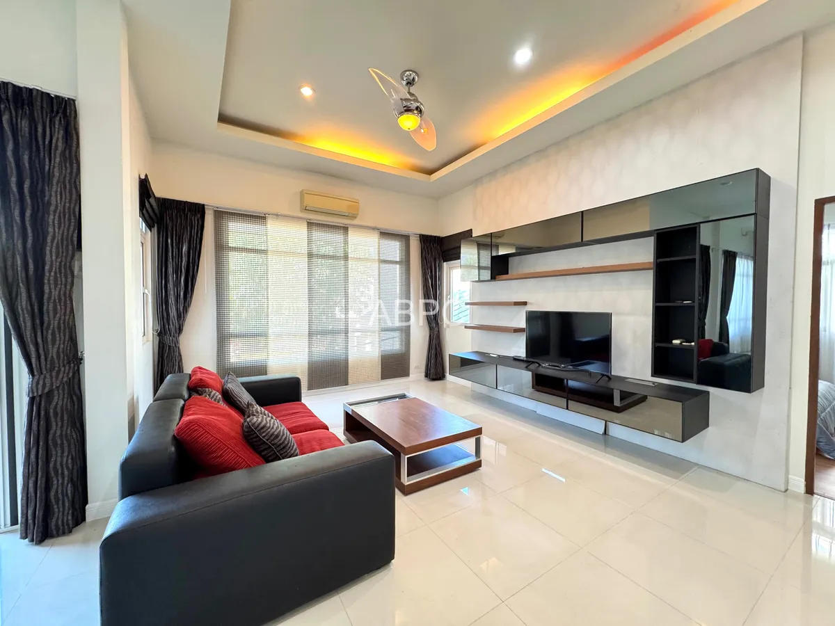 3 Bedroom 2 Bathroom in East Pattaya photo 4