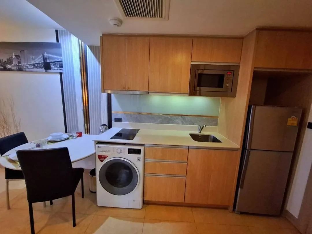 1 Bedroom 1 bathroom photo 9