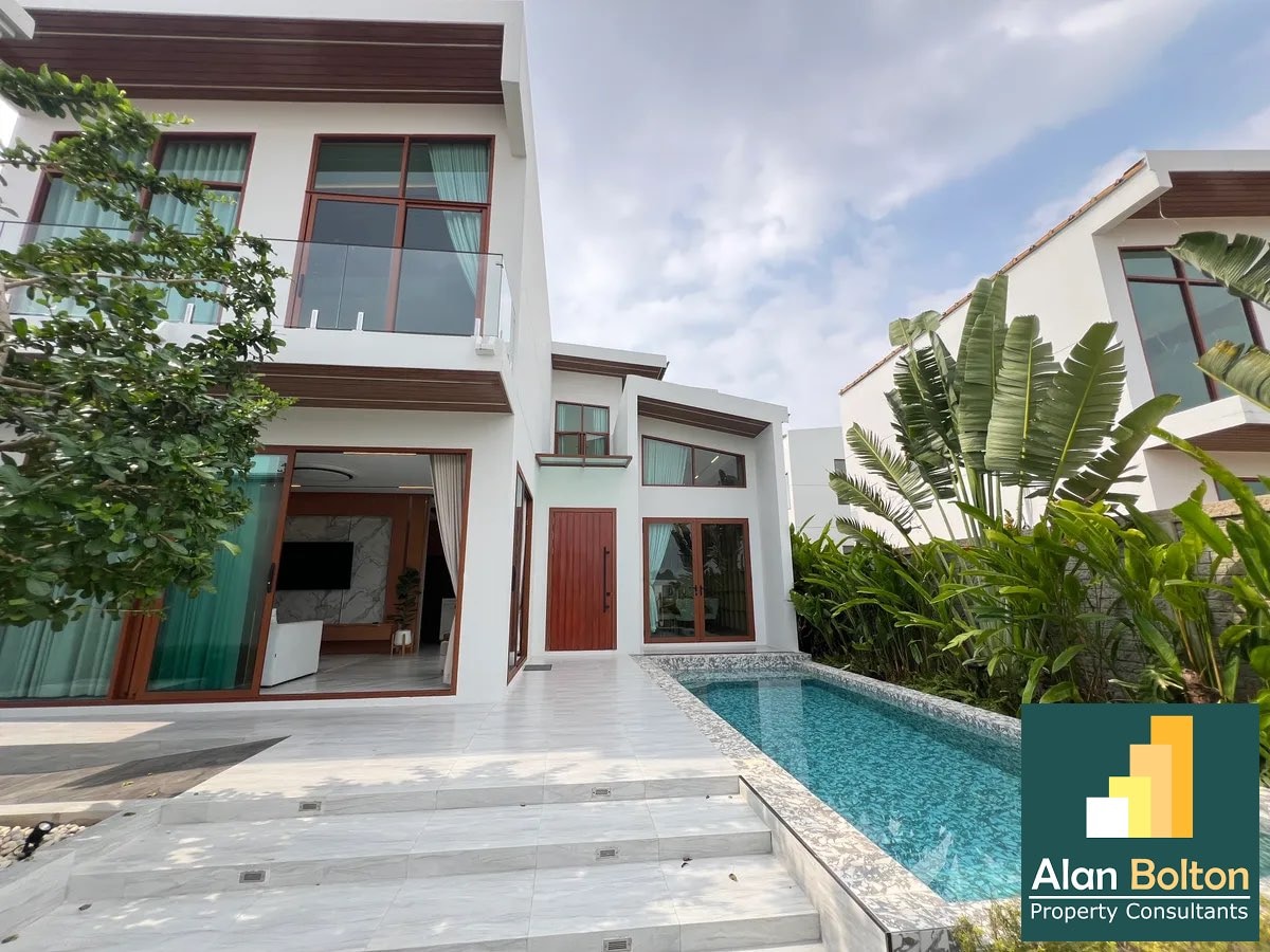 Luxury Pool Villa  5 Bedrooms 6 Bathrooms in Mapprachan photo 2