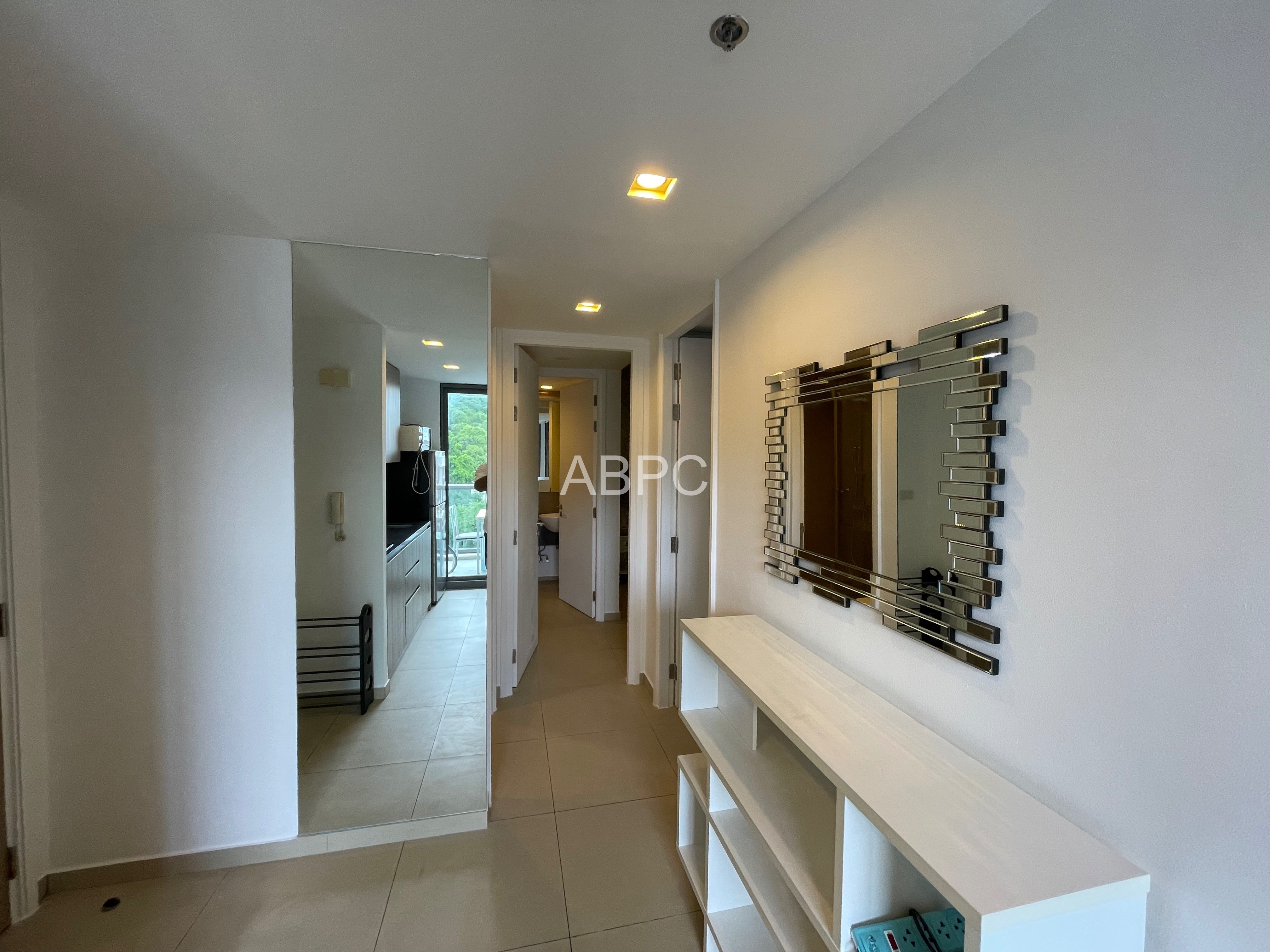 2 Bedroom 2 Bathroom Condo Close To Walking Street in South Pattaya photo 9
