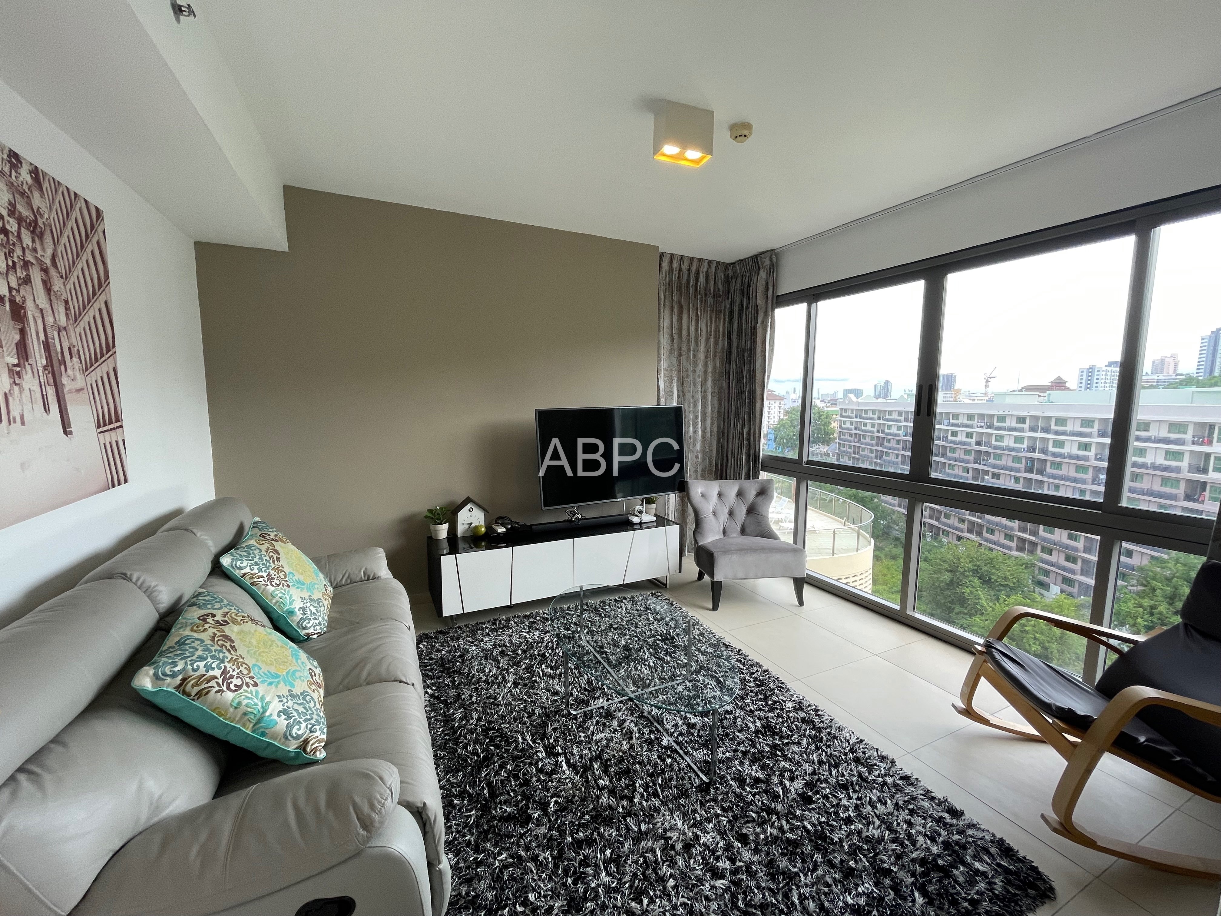 2 Bedroom 2 Bathroom Condo Close To Walking Street in South Pattaya photo 12