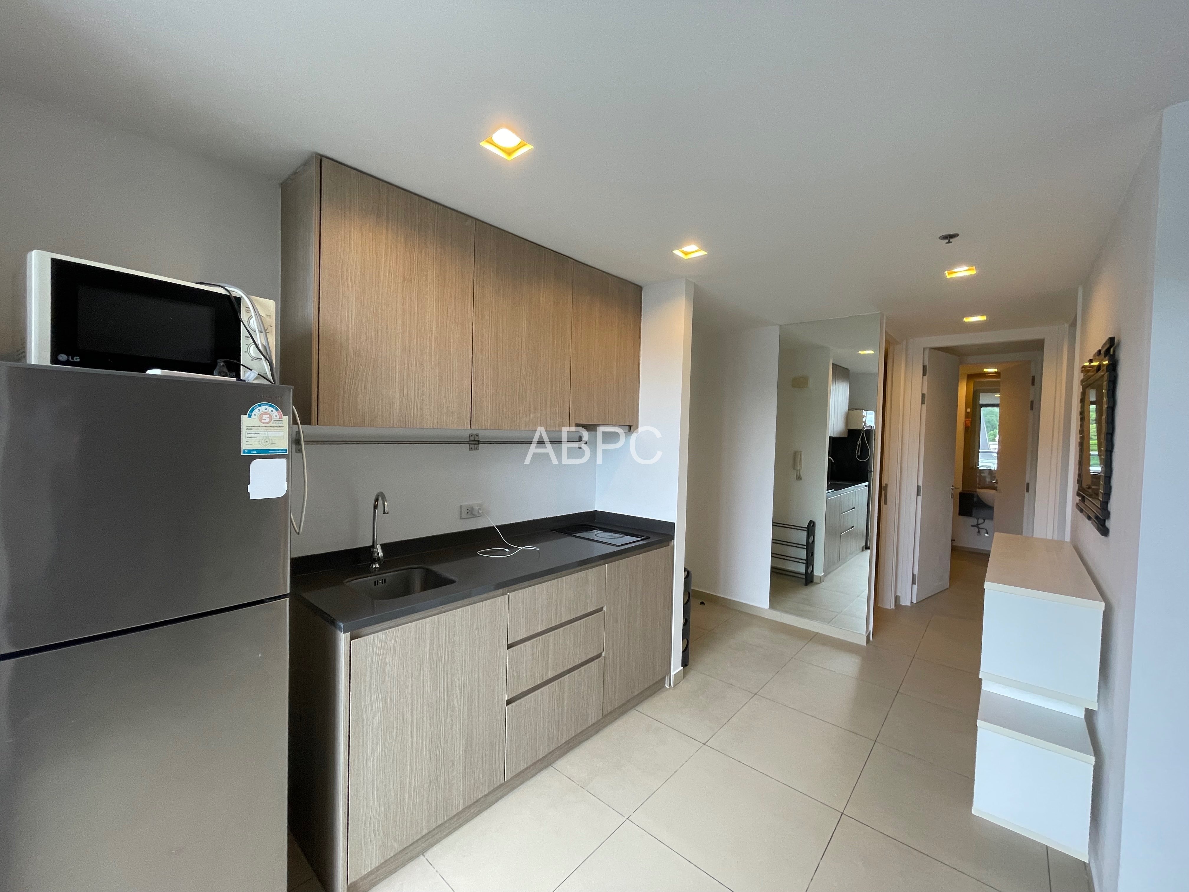 2 Bedroom 2 Bathroom Condo Close To Walking Street in South Pattaya photo 10