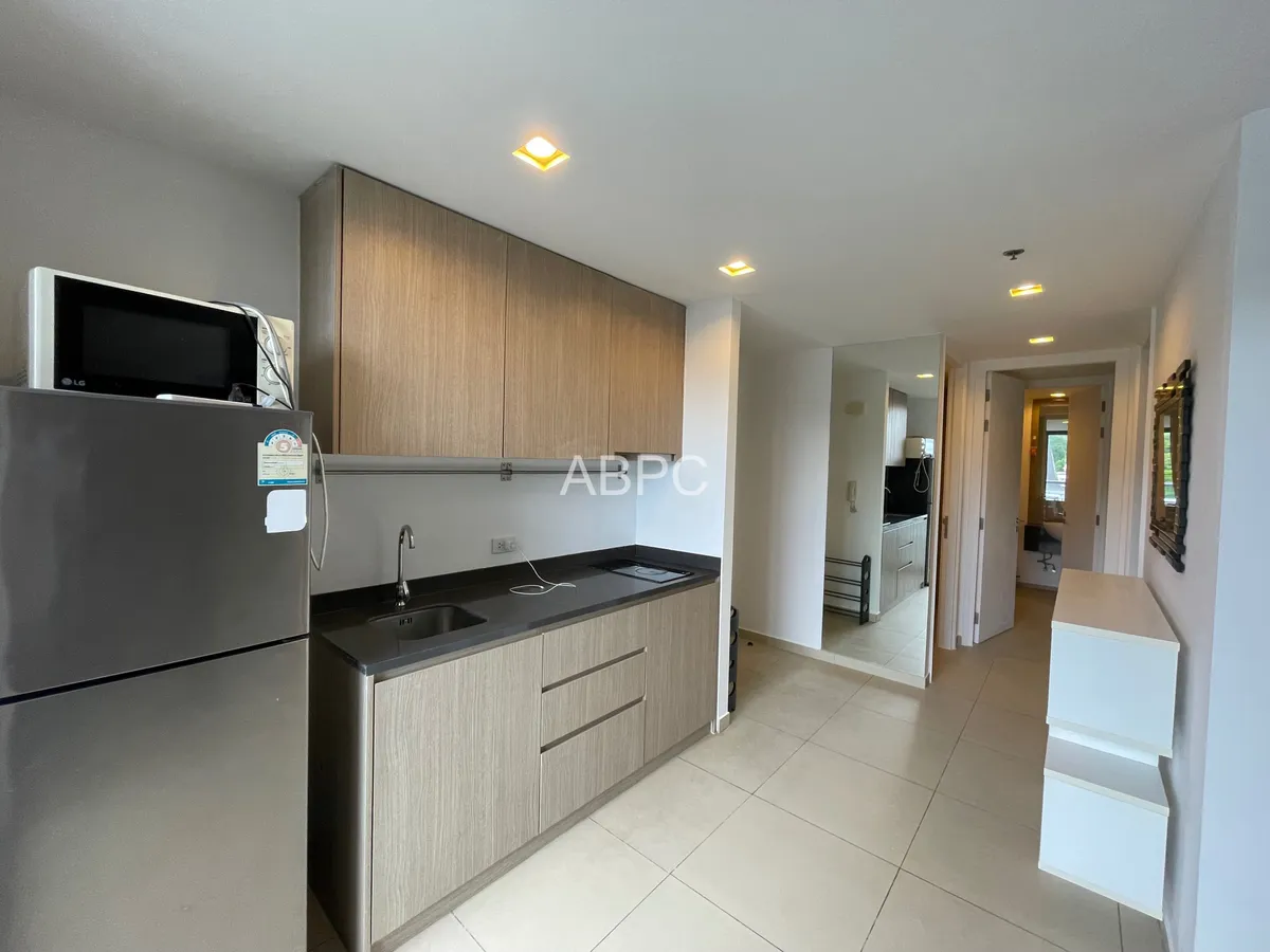 2 Bedroom 2 Bathroom Condo Close To Walking Street in South Pattaya photo 9