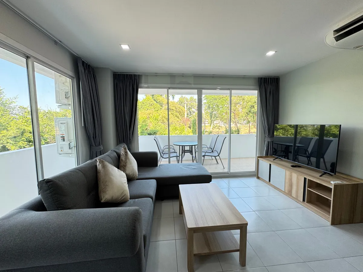 Just IN and Just Renovated. 1 Bed Condo in Wongamat photo 15