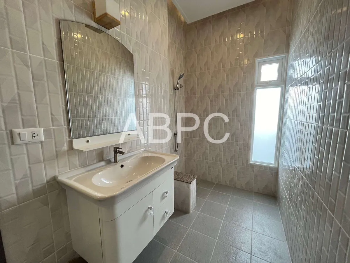 3 Bedrooms 3 Bathrooms in East Pattaya photo 12