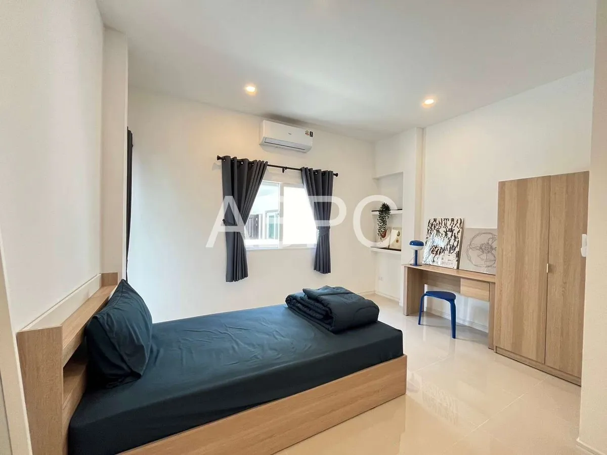 3 Bedrooms 3 Bathrooms in East Pattaya photo 14
