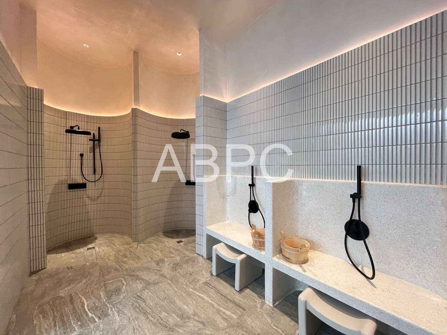 Luxury Spacious Studio 1 Bathroom in Wongamat photo 8