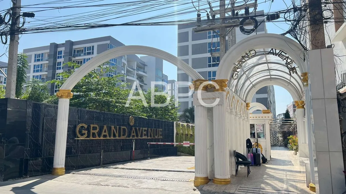 Pool Access 2 Bed 2 Bath Condo In Central Pattaya photo 11